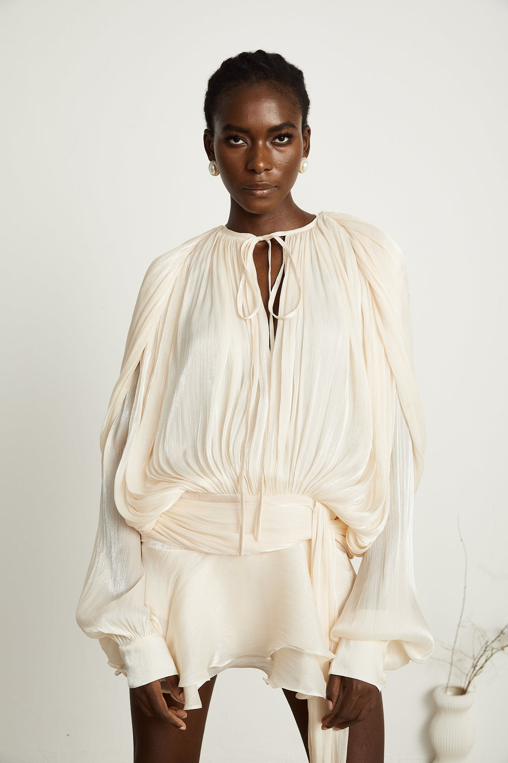 Μίνι Φόρεμα Με Βολάν Και Πλισέ Τελείωμα Eugénie Neutral