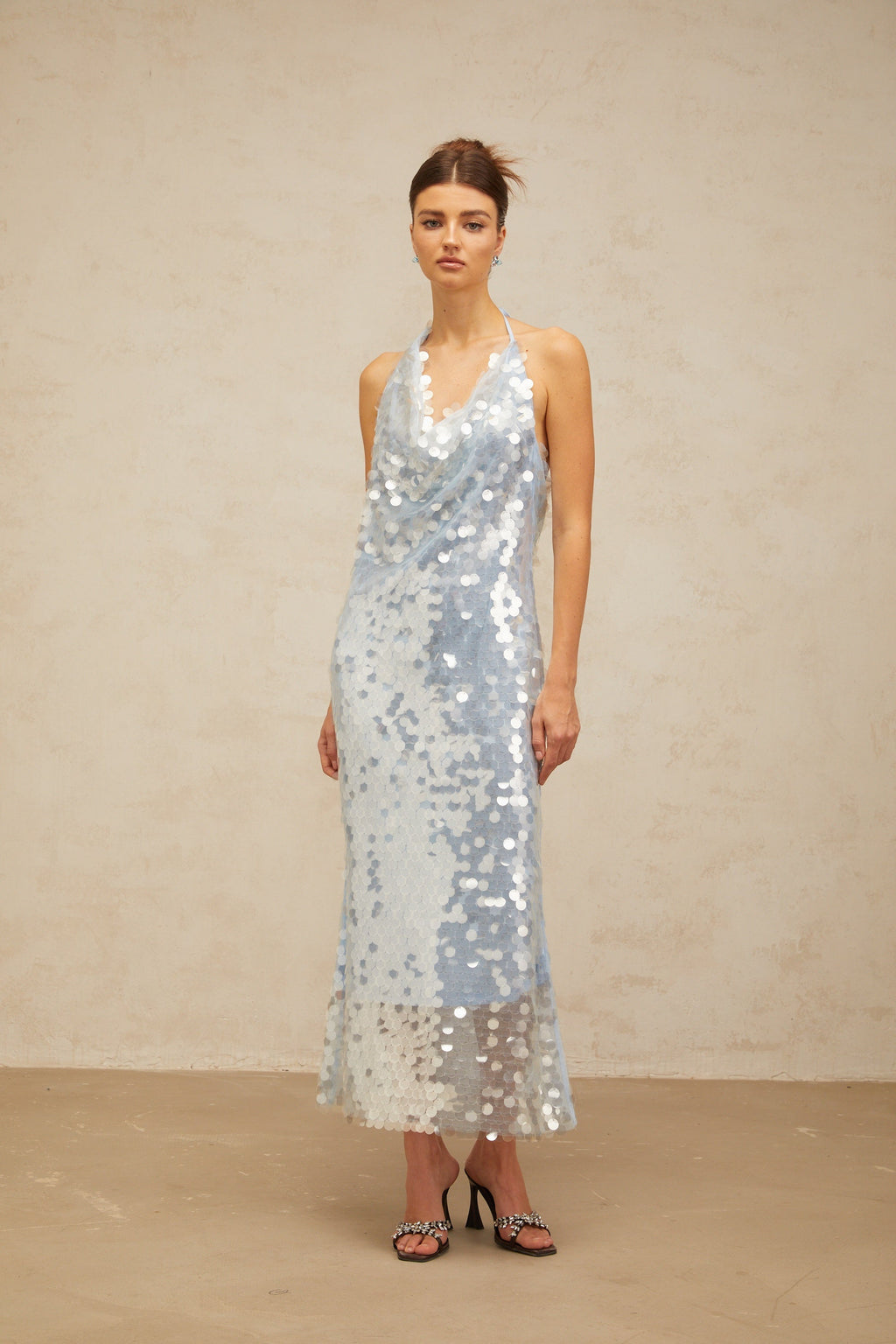 Babette Μπλε Φόρεμα Μίντι Με Χαλτέρ Λαιμόκοψη Και Πούλιες