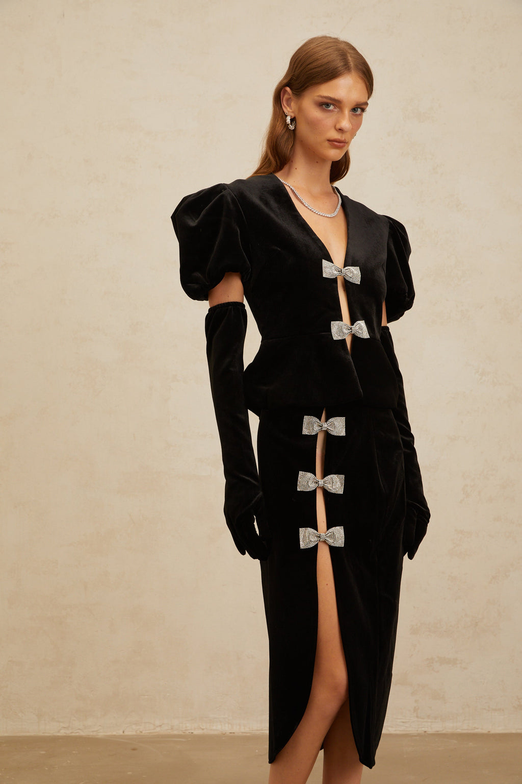 Σετ Βελούδινης Μπλούζας Και Φούστας Adèle Με Μαύρη Κορδέλα Και Λεπτομέρεια