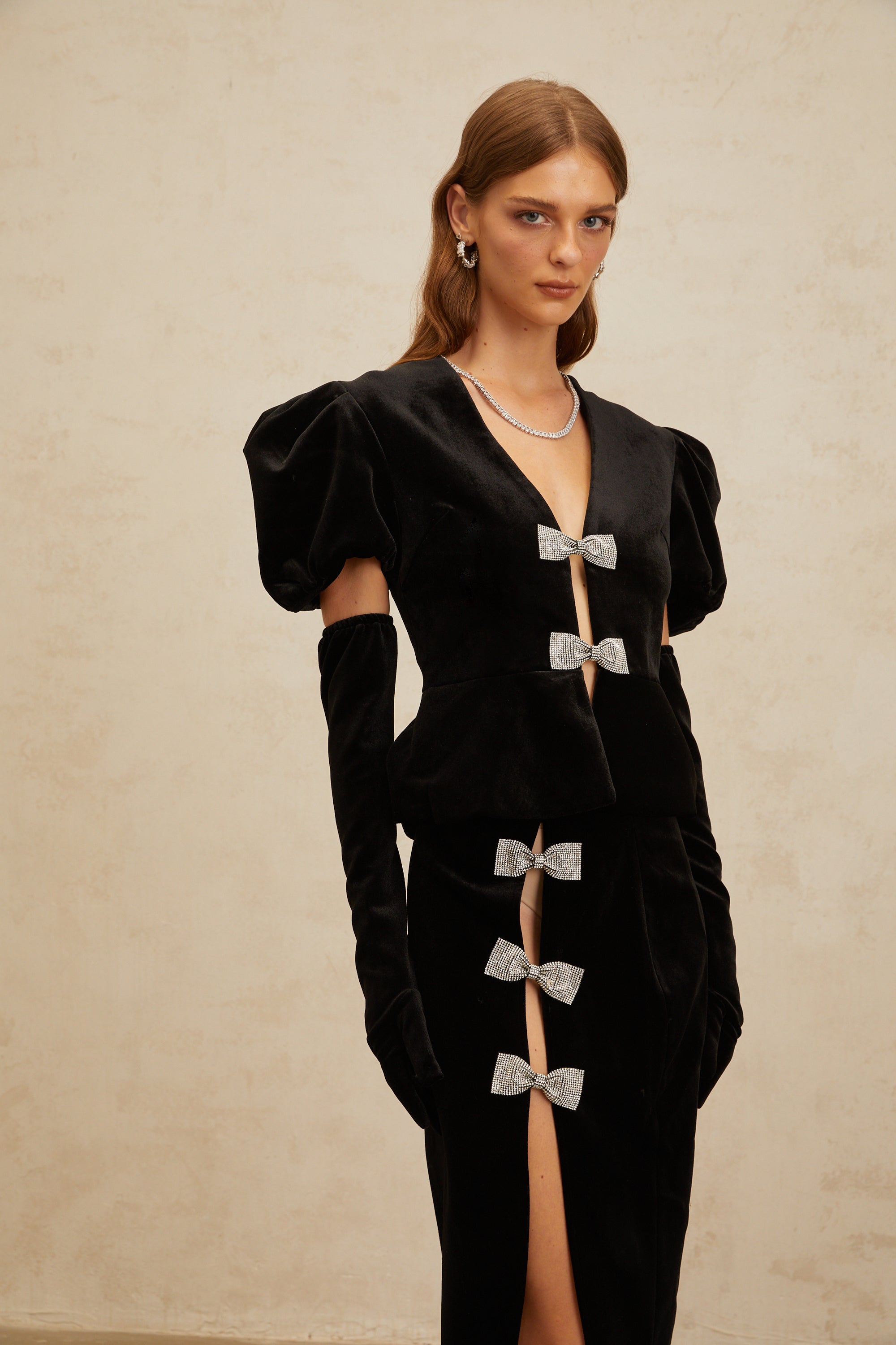 Σετ Βελούδινης Μπλούζας Και Φούστας Adèle Με Μαύρη Κορδέλα Και Λεπτομέρεια