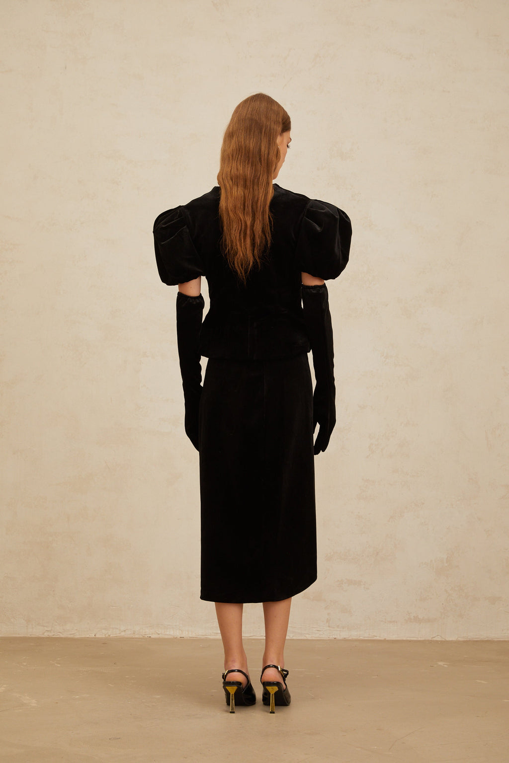 Σετ Βελούδινης Μπλούζας Και Φούστας Adèle Με Μαύρη Κορδέλα Και Λεπτομέρεια