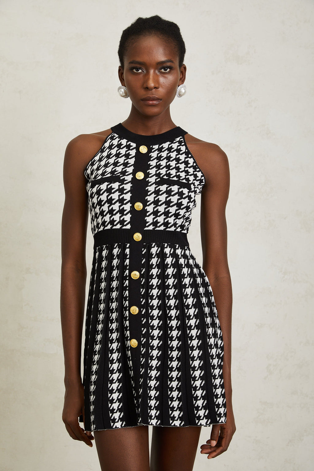 Μίνι Φόρεμα Με Κροσέ Και Πλεκτό Σχέδιο Ψαροκόκαλου Jacqueline Σε Μαύρο Χρώμα