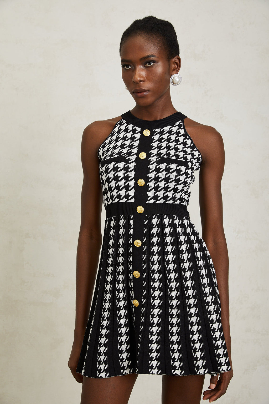 Μίνι Φόρεμα Με Κροσέ Και Πλεκτό Σχέδιο Ψαροκόκαλου Jacqueline Σε Μαύρο Χρώμα