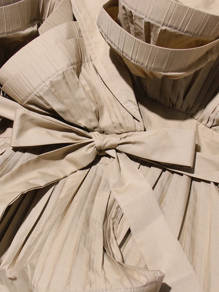 Πλισέ Μπουφάν Με Κορδόνια Και Βολάν