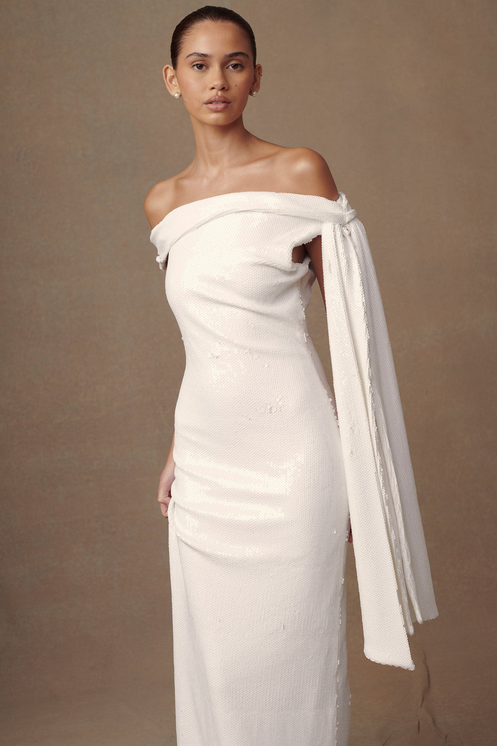 Φόρεμα Catarina Με Πούλιες Και Μακριά Μανίκια - Λευκό - Με Στάμπα