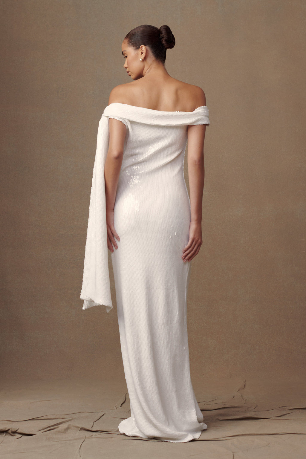 Φόρεμα Catarina Με Πούλιες Και Μακριά Μανίκια - Λευκό - Με Στάμπα