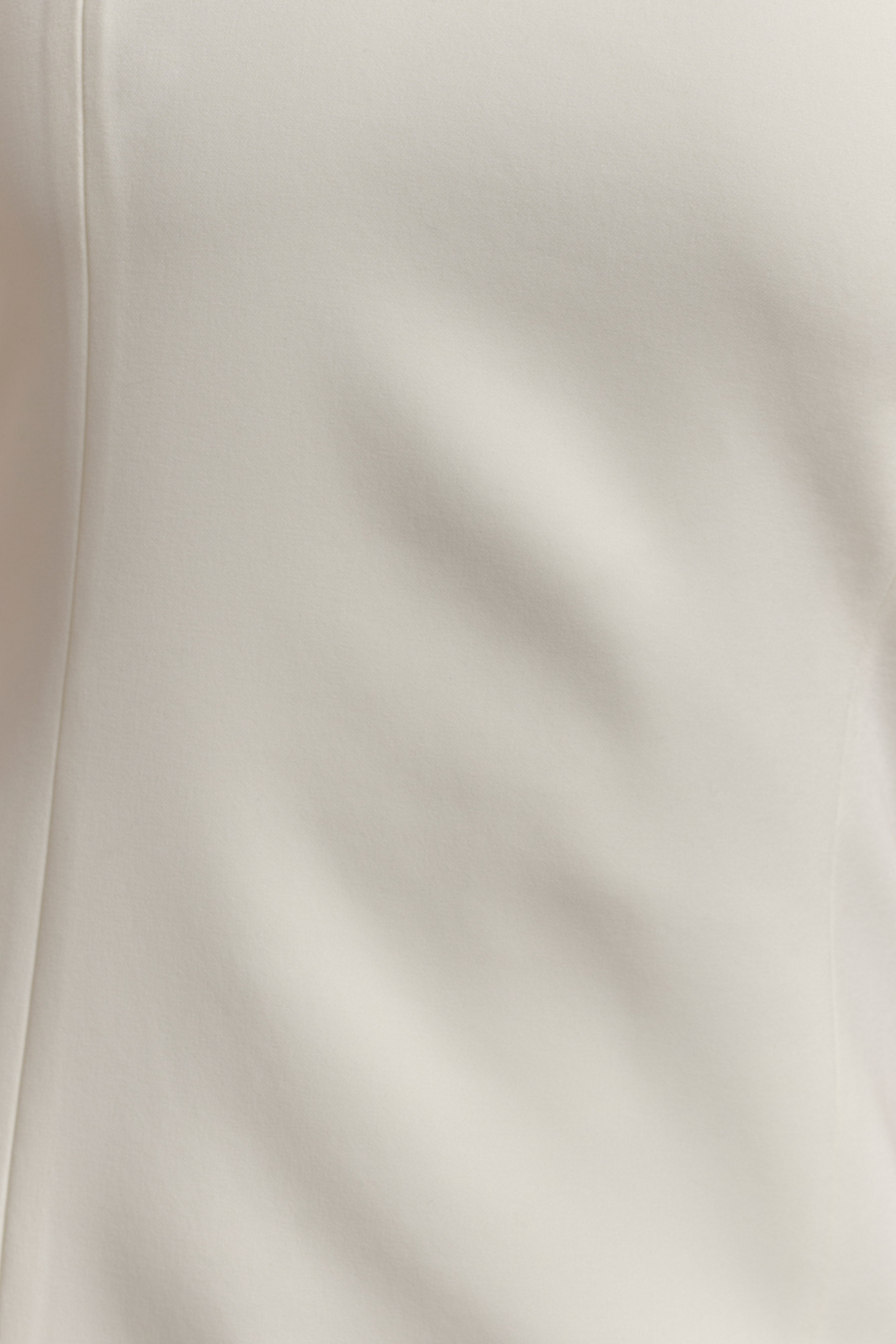 Φόρεμα Με Έξω Ώμους Από Κοστούμι Baker Suit - Ιβουάρ