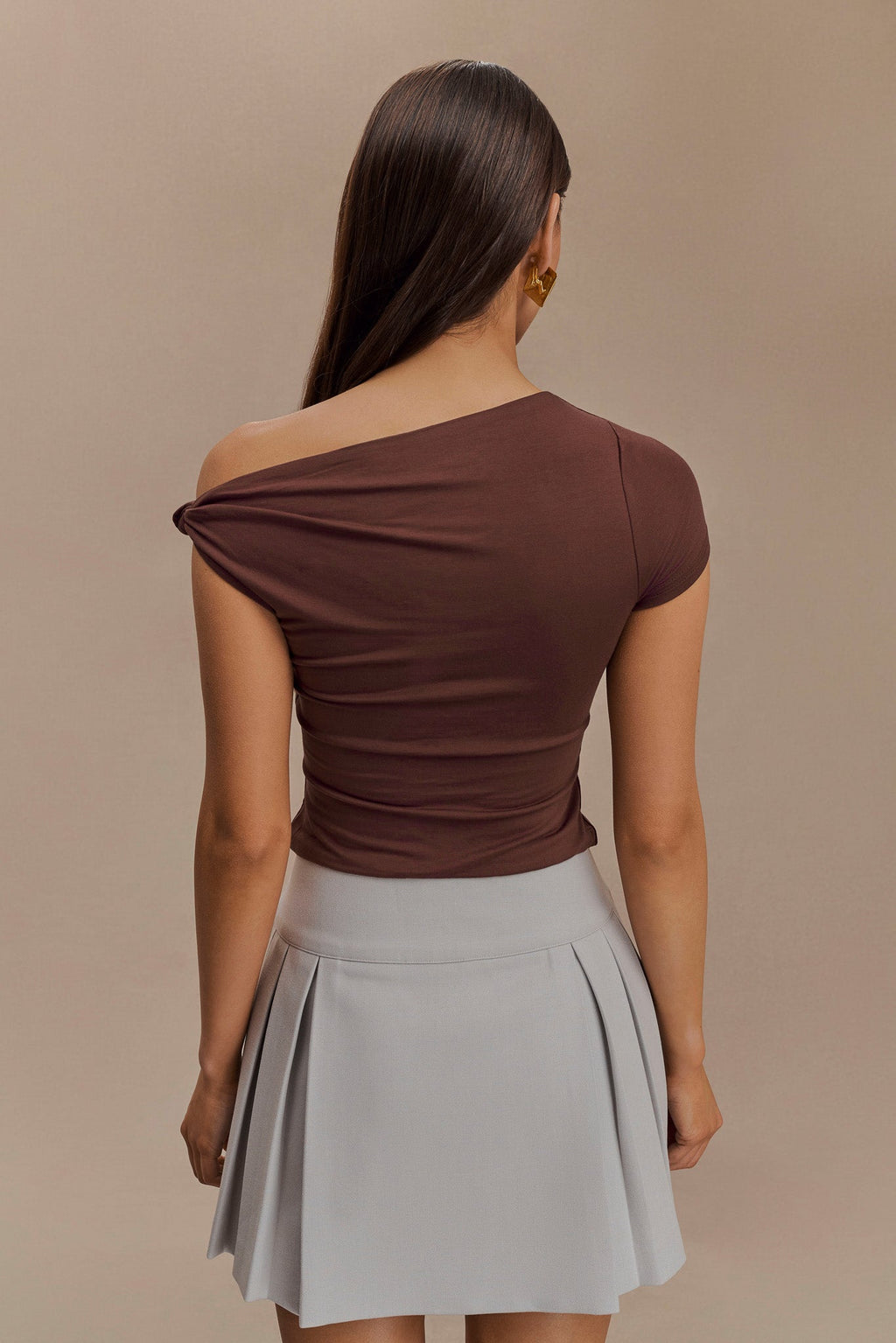 Levaru Betty Κοντομάνικο Μοντάλ Μπλούζα Με Κόμπους Στους Ώμους - Μαόνι