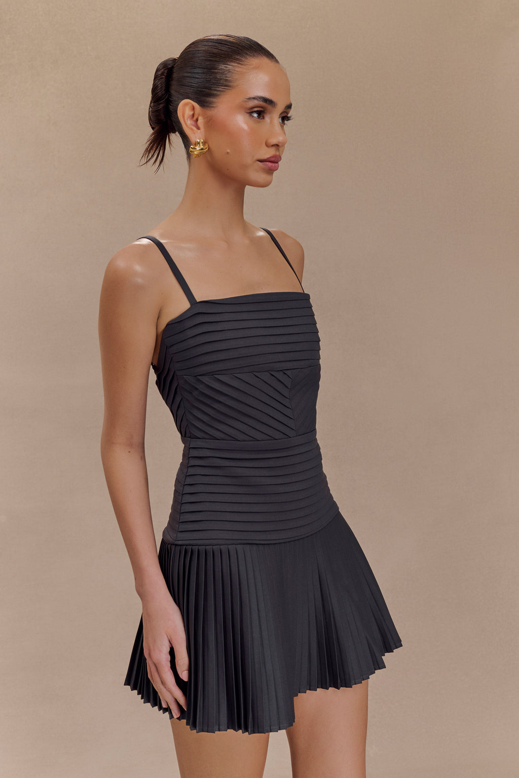 Μίνι Φόρεμα Rylee Με Πολλαπλές Πλισέ - Ανθρακί