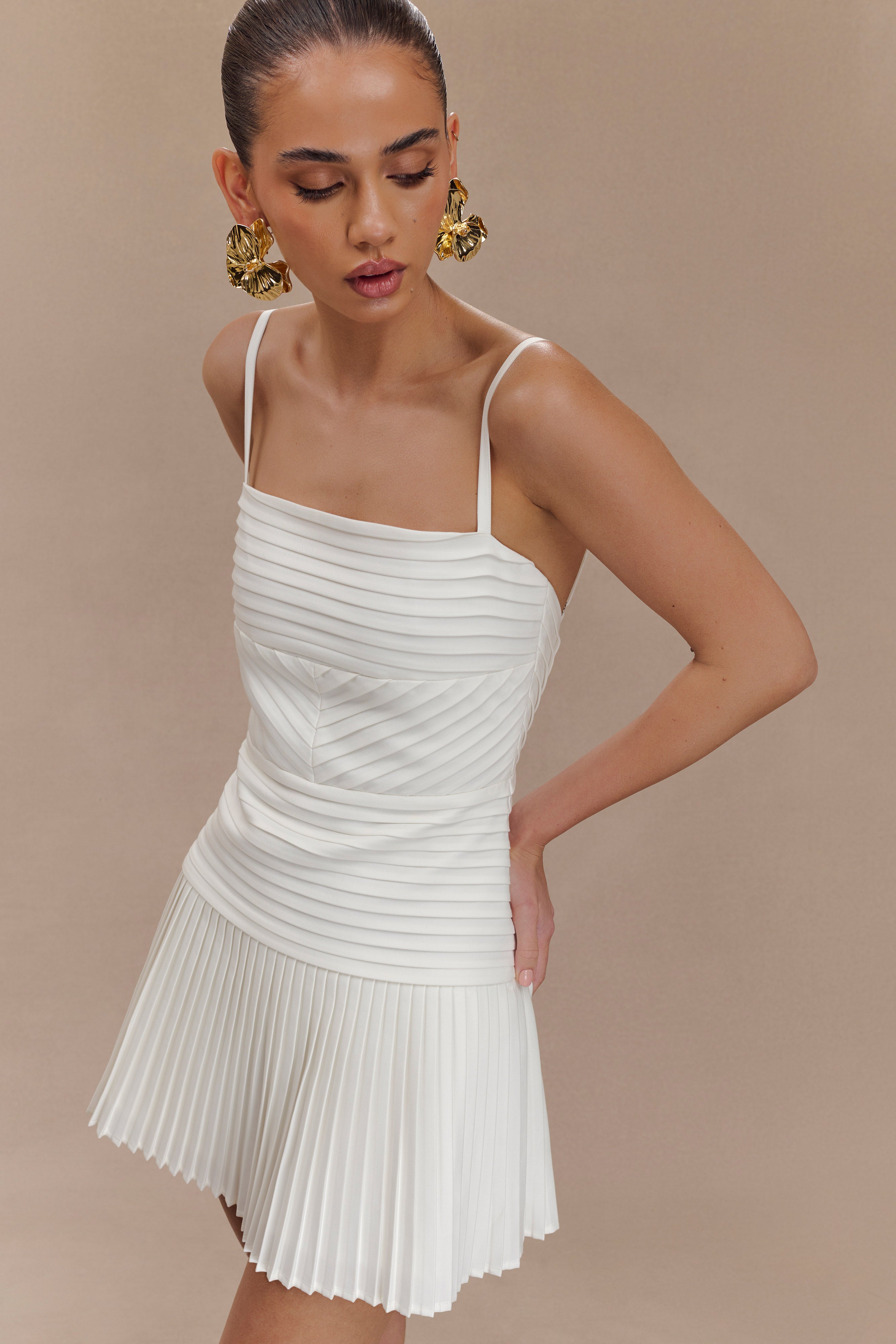 Μίνι Φόρεμα Rylee Με Πολλαπλές Πλισέ - Λευκό