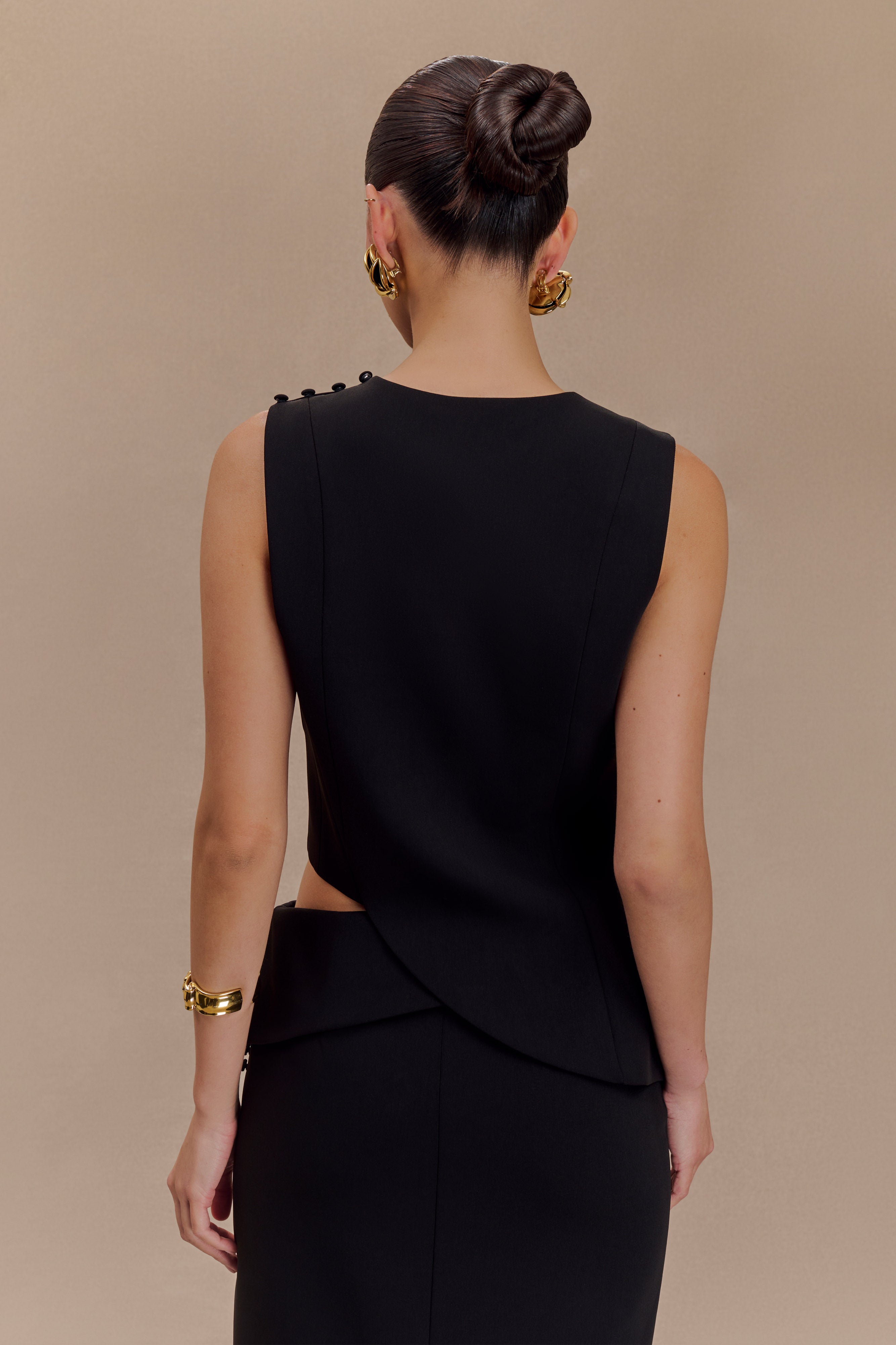 Ασύμμετρο Αμάνικο Τοπ Με Κοστούμι Astrid - Μαύρο