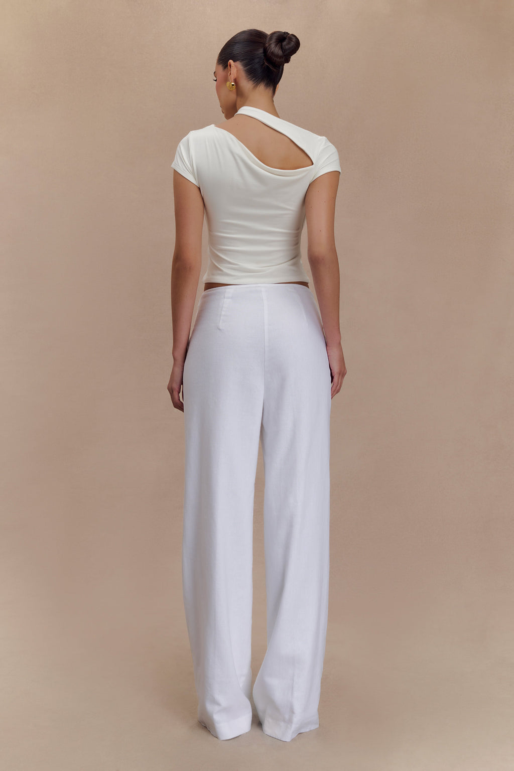 Aurelie Κοντομάνικο Μπλούζα Με Κοφτό Κούρεμα - Ιβουάρ