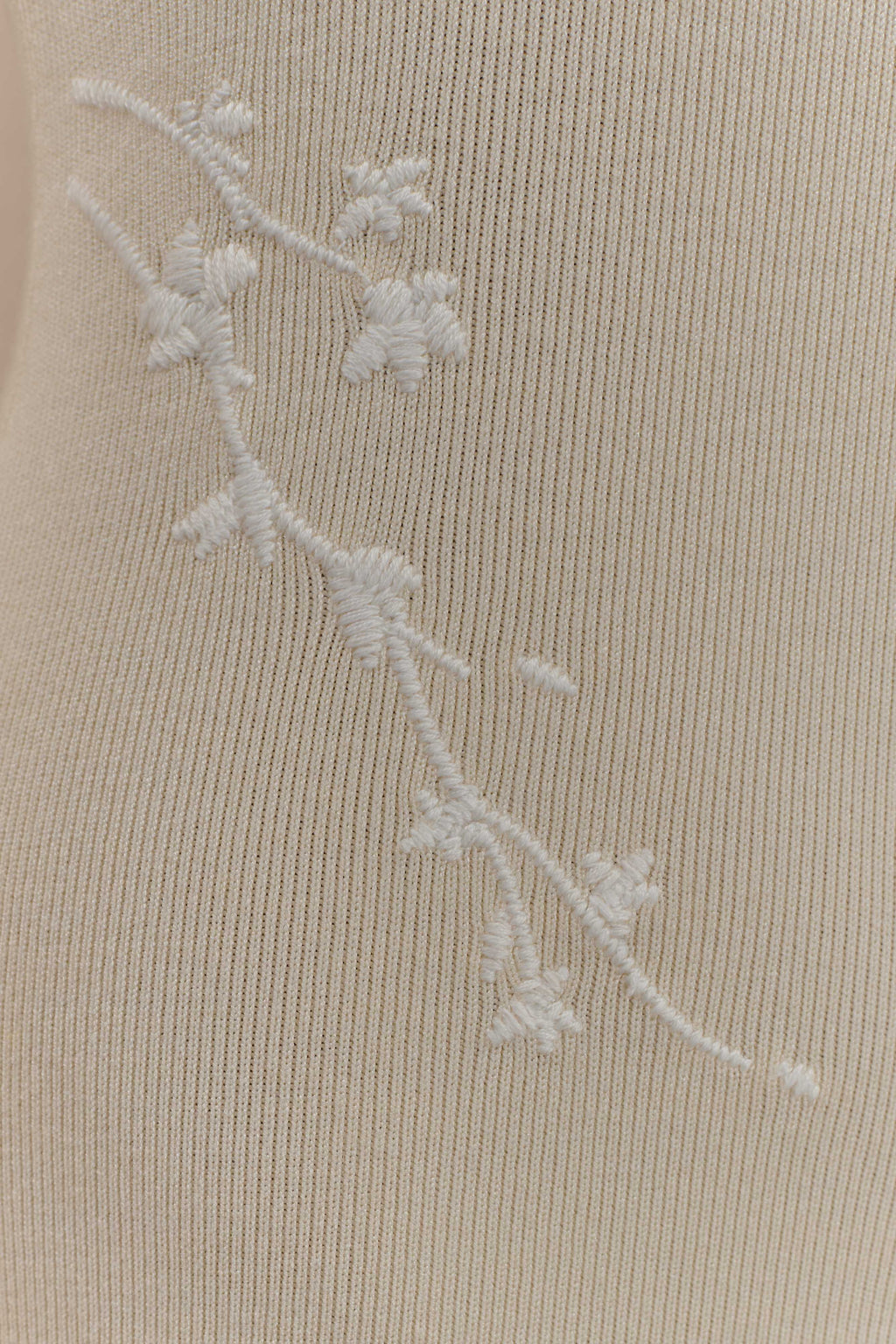 Φόρεμα Μίντι Με Κέντημα Mckenna - Κρεμ Και Ιβουάρ