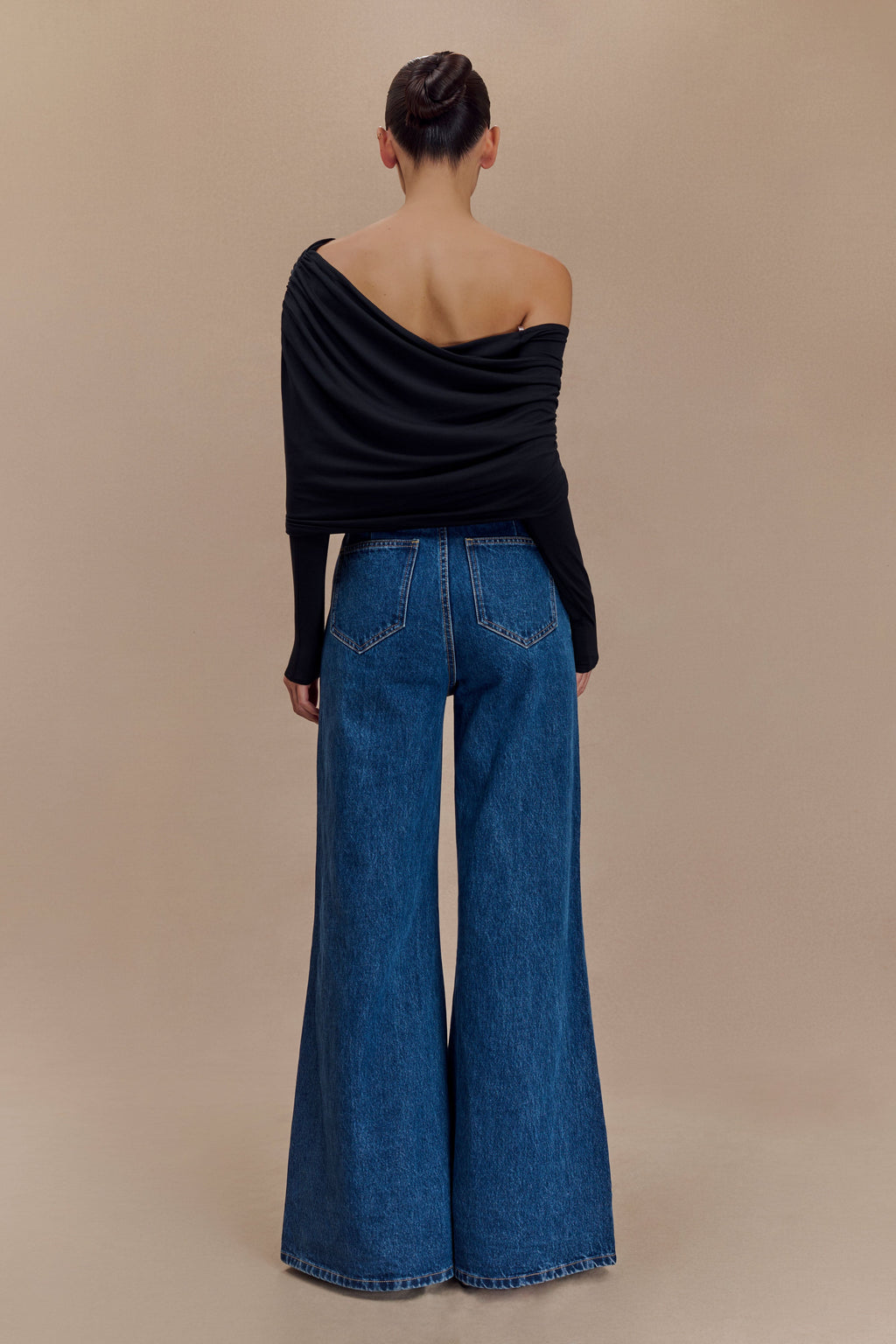 Μπλούζα Με Έναν Ώμο Corinna Modal - Μαύρο