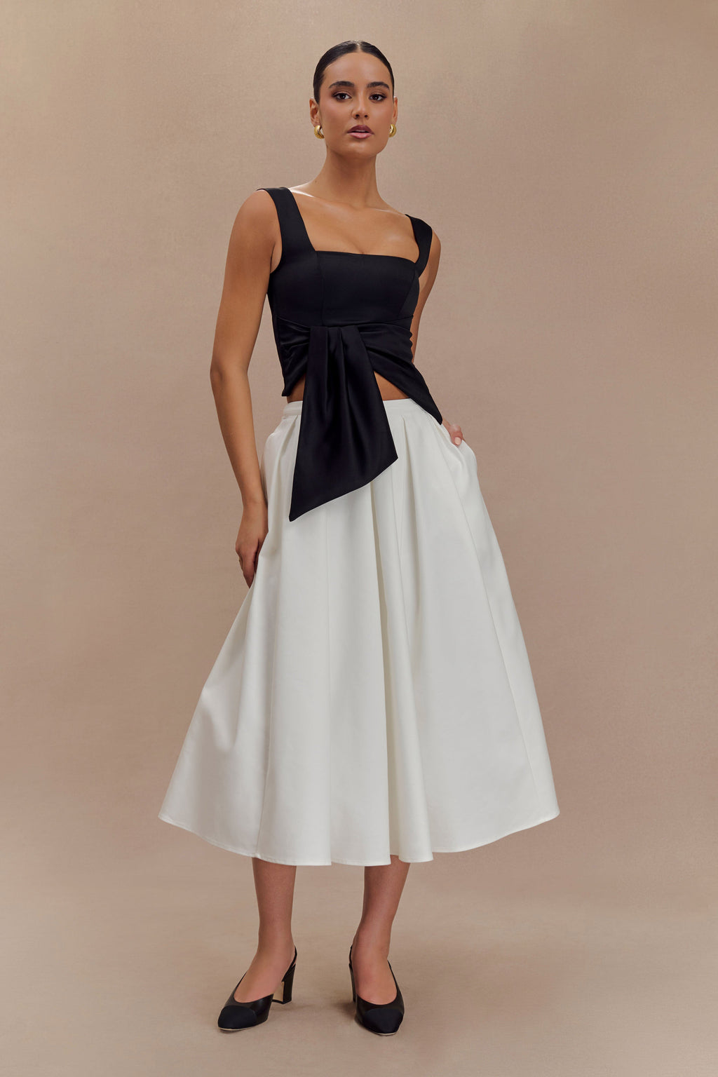 Bryony Σατέν Αμάνικο Μπλούζα Με Δομή - Μαύρο