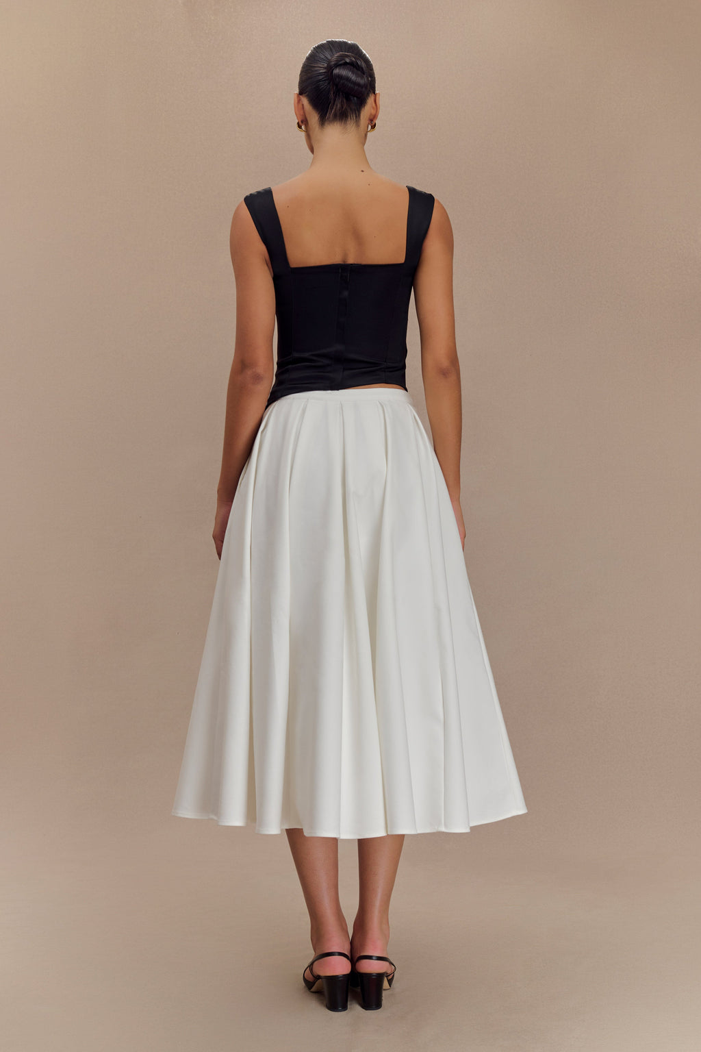 Bryony Σατέν Αμάνικο Μπλούζα Με Δομή - Μαύρο