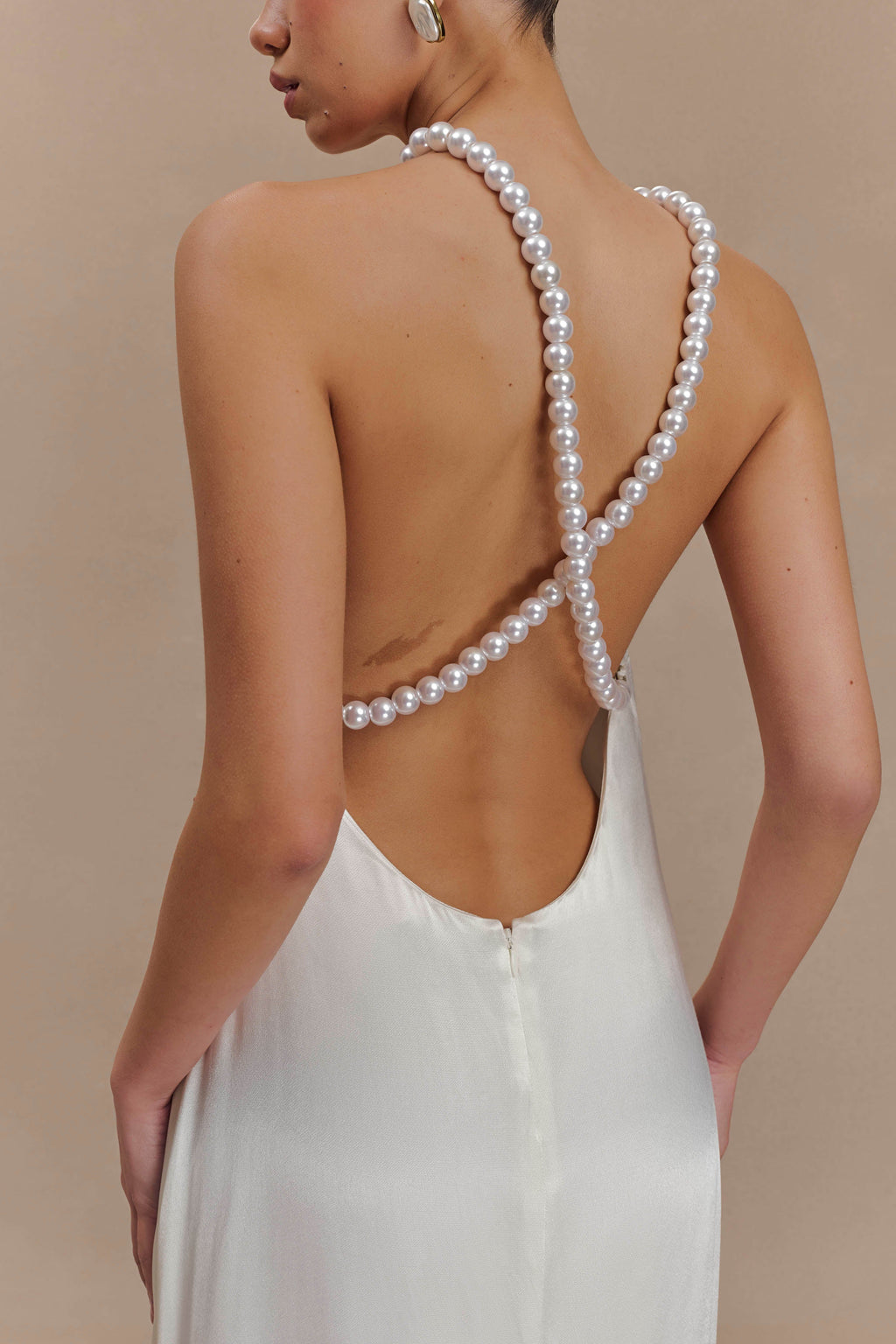 Φόρεμα Μακρύ Με Σατέν Και Ντεκολτέ Blanche - Λευκό