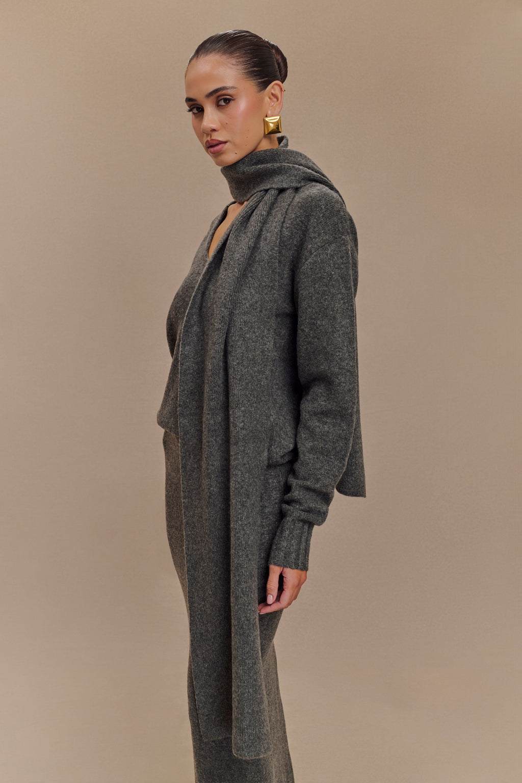 Πλεκτό Πουλόβερ Με V-Neck Και Φουλάρι Ella - Charcoal Marle