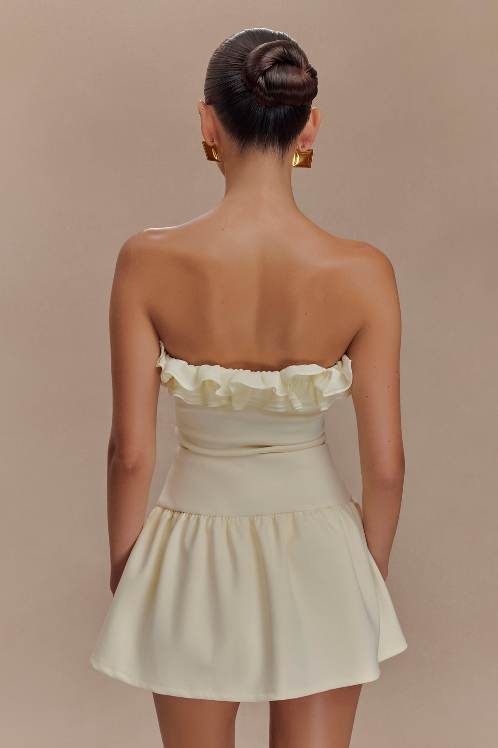 Jennie Μπλούζα Με Βολάν Και Έξω Ώμους - Ιβουάρ