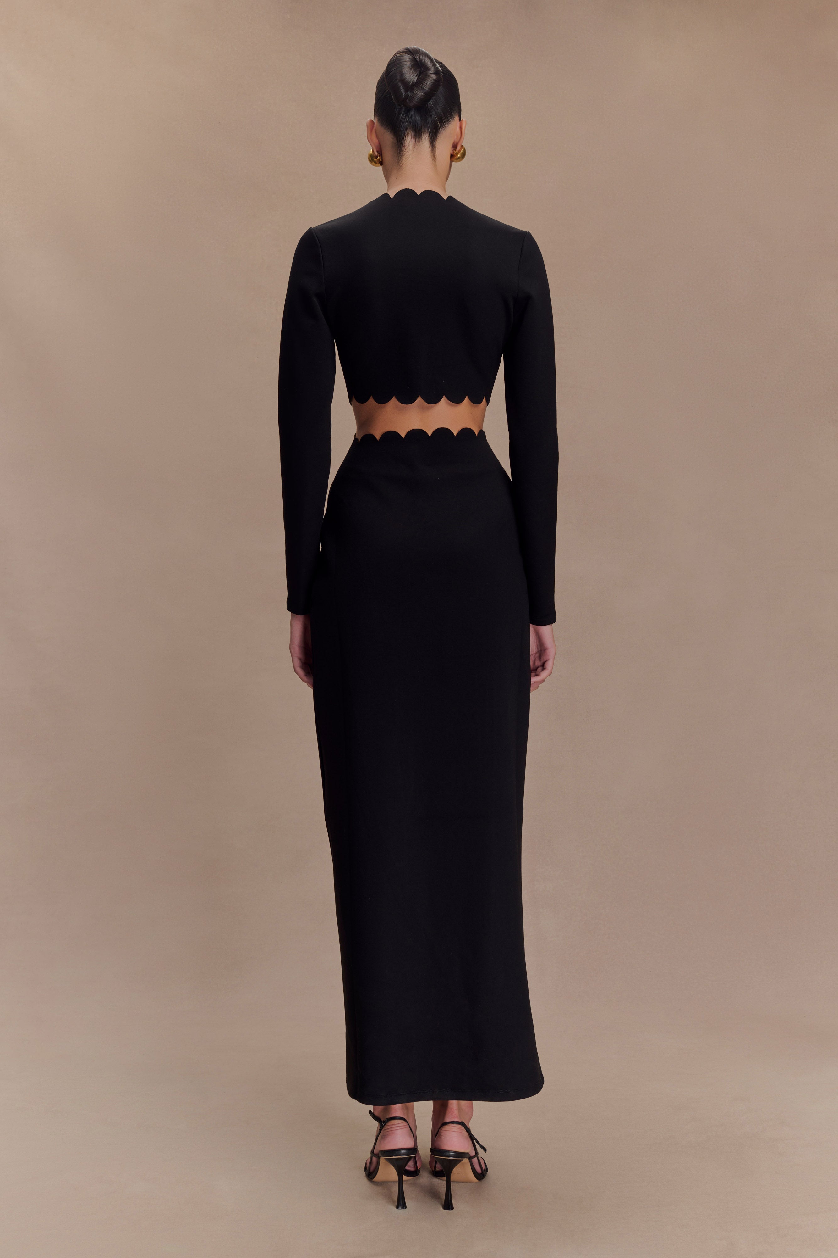 Φόρεμα Cynthia Με Τιράντες Και Λαιμόκοψη - Μαύρο