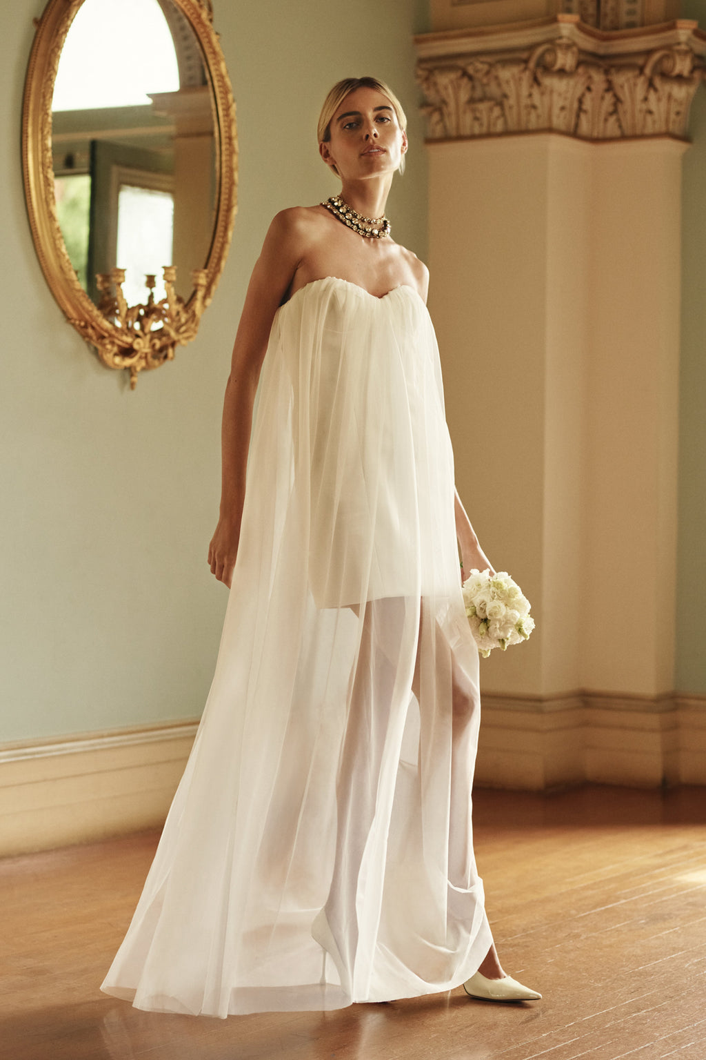 Μακρύ Φόρεμα Bettany Από Σιφόν Χωρίς Τιράντες - Λευκό