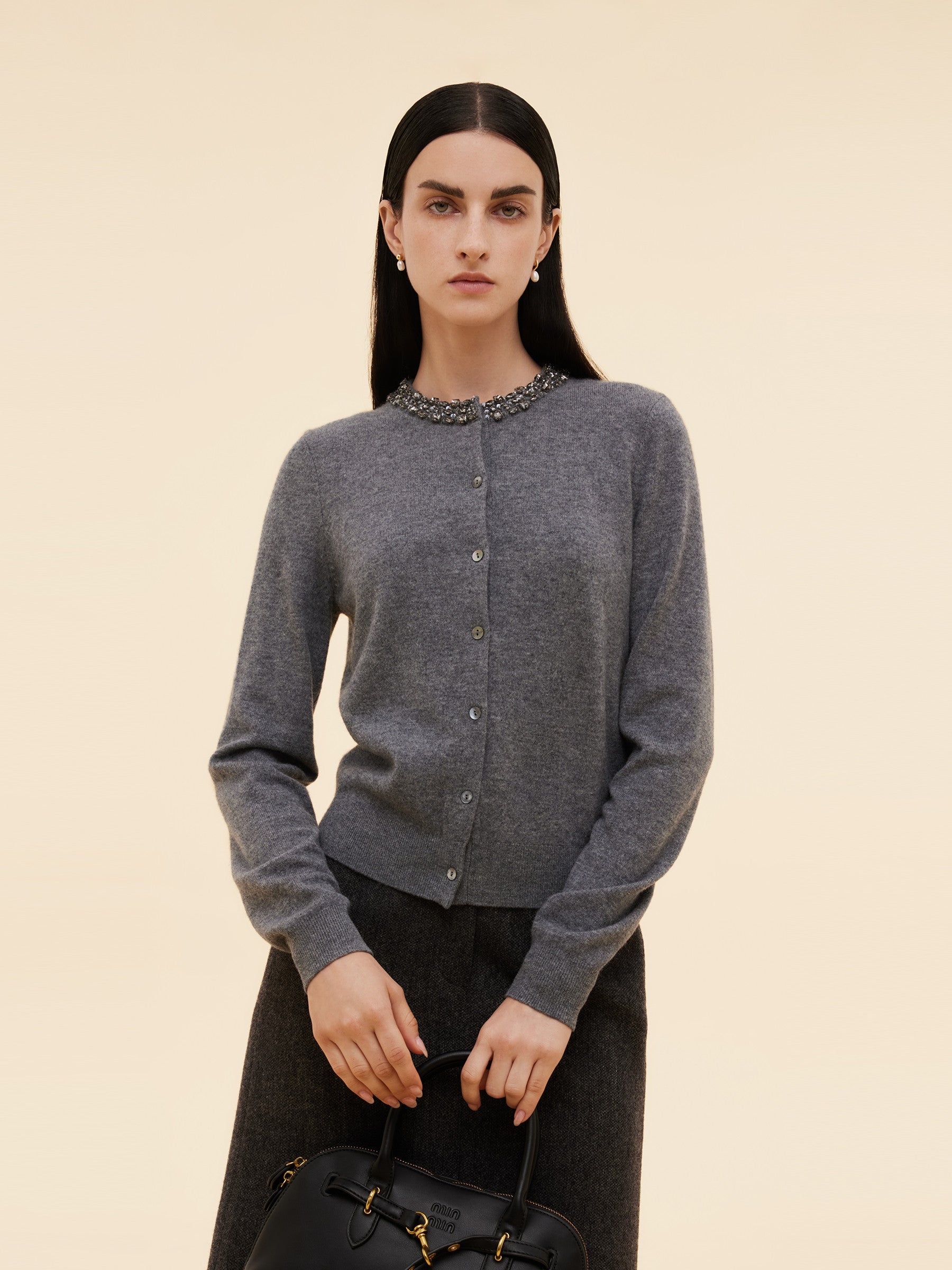 Γυναικείο Ζακέτα Με Στρογγυλή Λαιμόκοψη Και Χάντρες