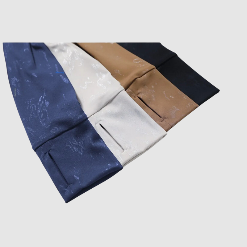 Αθλητικό Ζακετάκι Με Ψηλό Γιακά Και Ανάγλυφο Φερμουάρ