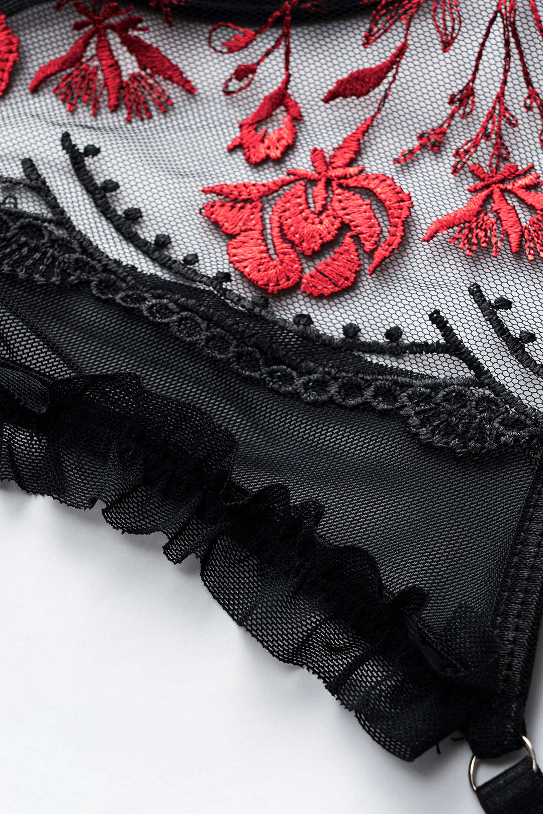 Σετ Μπουστάκι Και Ζαρτιέρα Με Κέντημα Από Τούλι