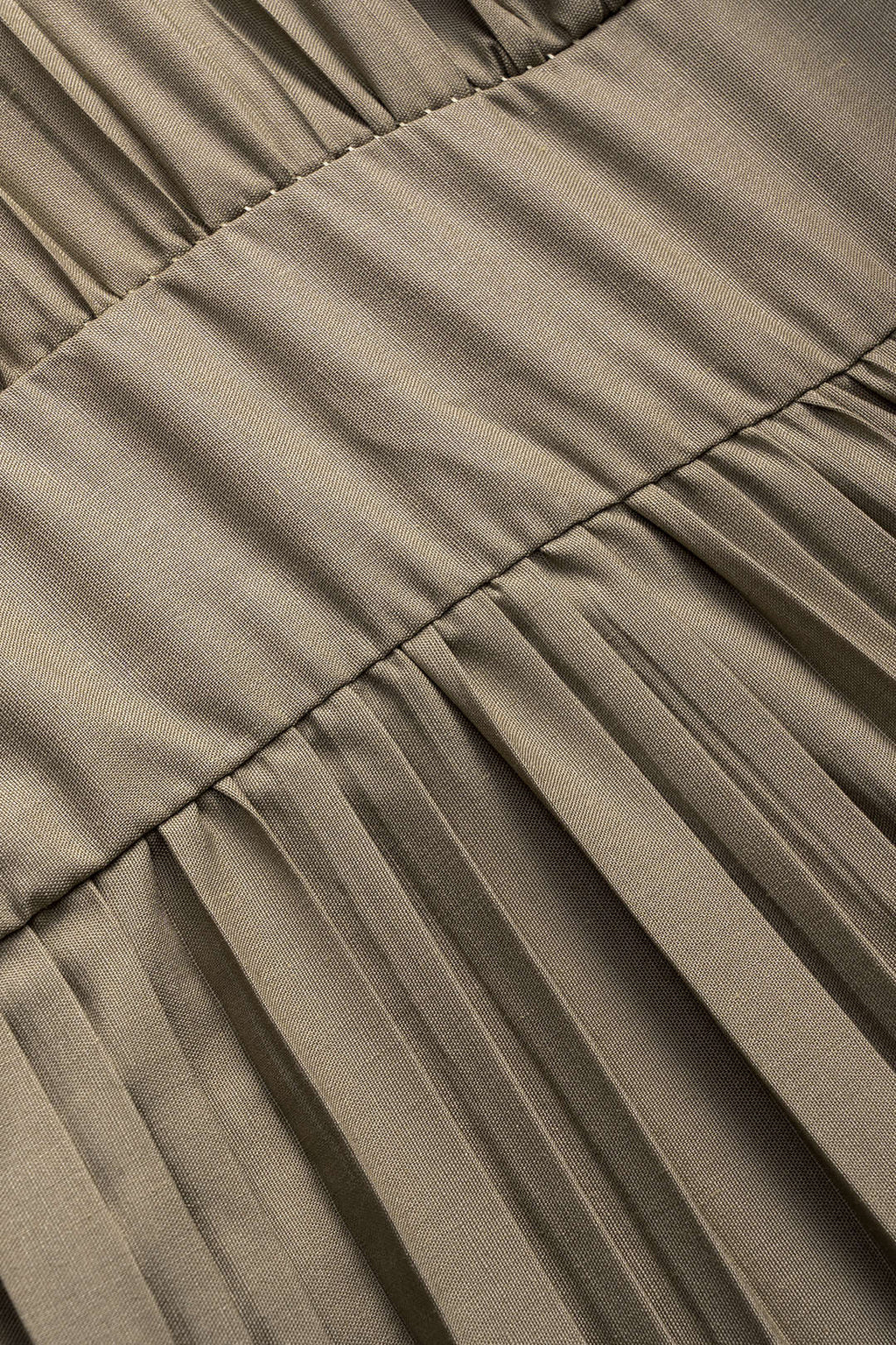 Πλισέ Μπουφάν Με Κορδόνια Και Βολάν