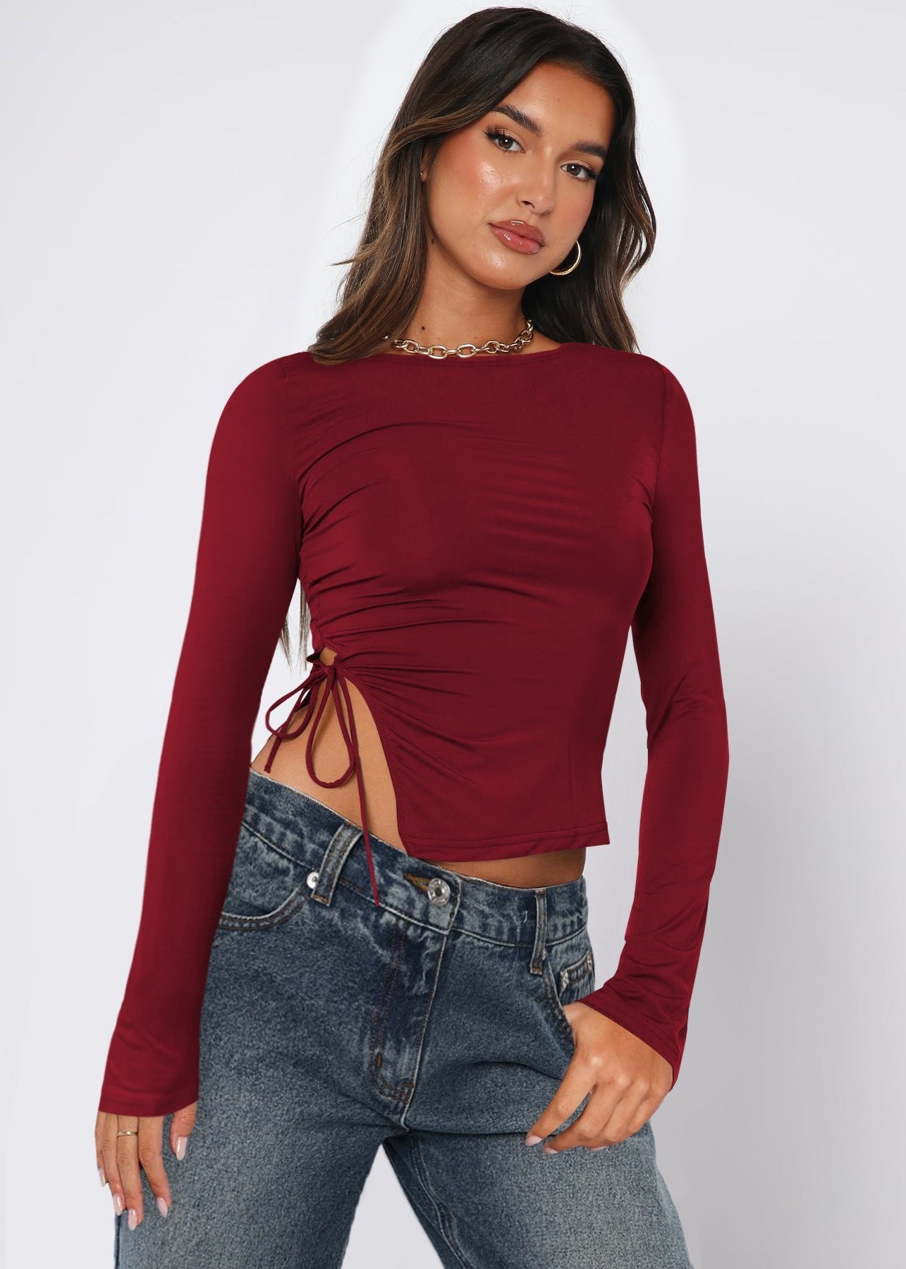 Κομψό Τοπ Με Λεπτομέρεια Γραβάτας