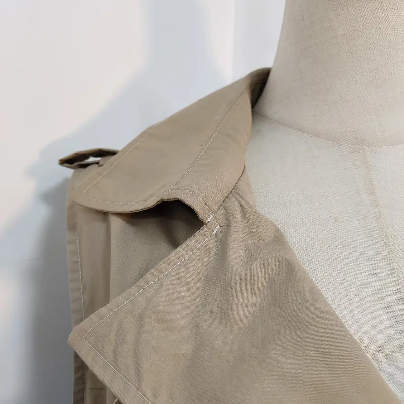 Πλισέ Μπουφάν Με Κορδόνια Και Βολάν