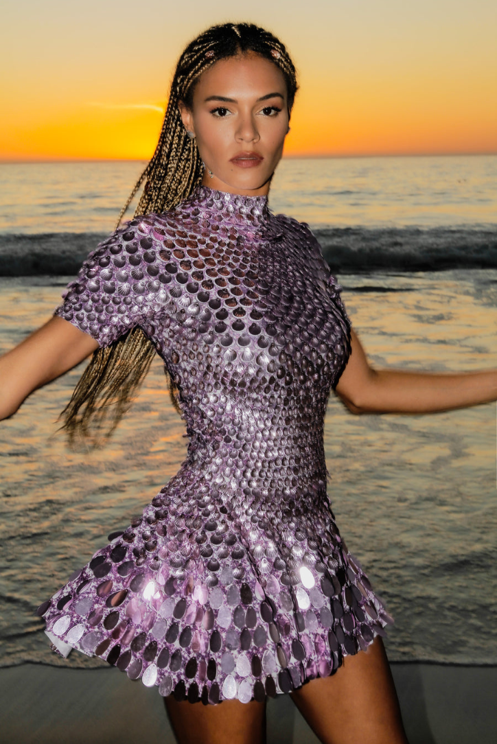 Μίνι Φόρεμα Kaia Με Ψηλό Ντεκολτέ Και Πούλιες