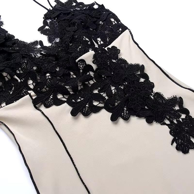 Φόρεμα Laceluna Με Δαντέλα Και Κόσμημα