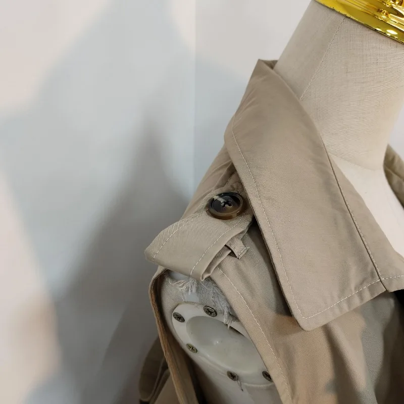 Πλισέ Μπουφάν Με Κορδόνια Και Βολάν