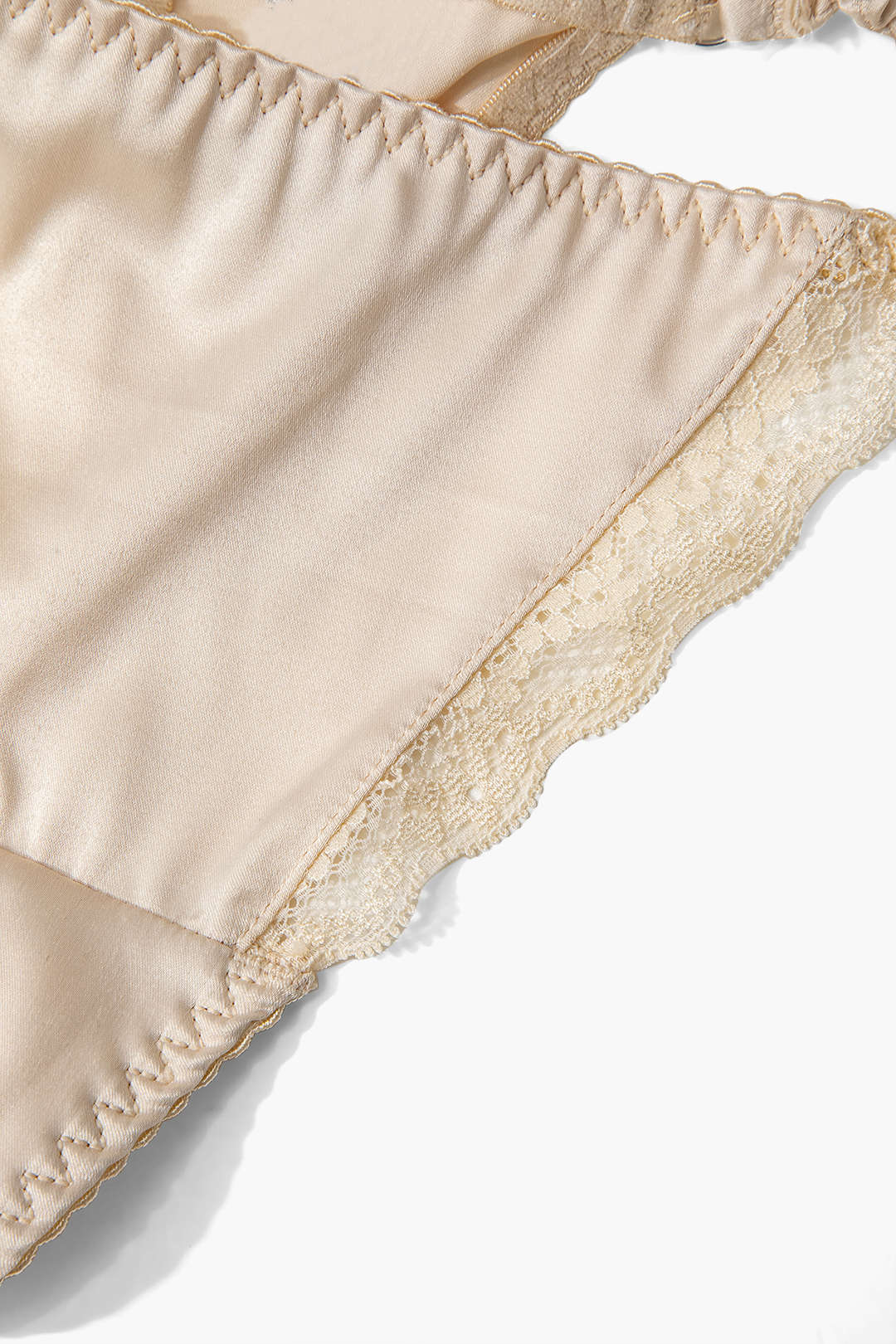 Σετ Εσωρούχων Δύο Τεμαχίων Με Σατέν Δαντέλα Και Κέντημα Στο Μπούστο