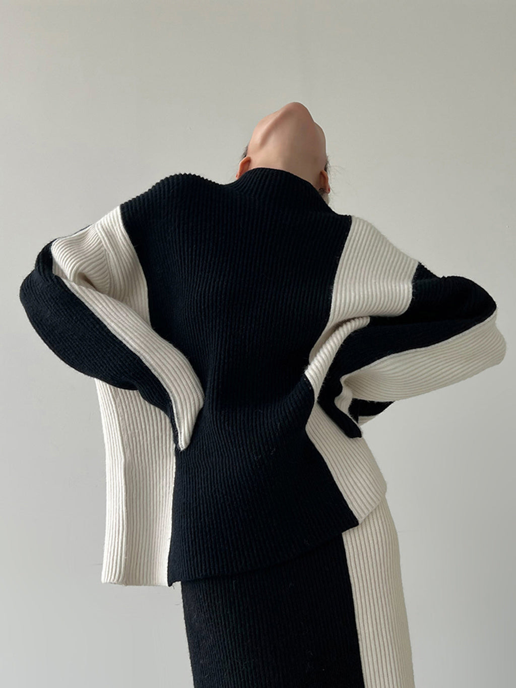 Σετ Πλεκτής Φούστας Δύο Τεμαχίων Με Ρίγες Σε Αντίθεση