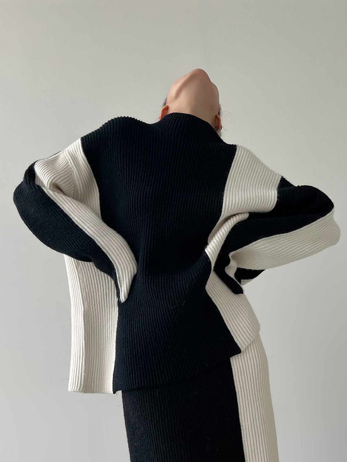 Σετ Πλεκτής Φούστας Δύο Τεμαχίων Με Ρίγες Σε Αντίθεση