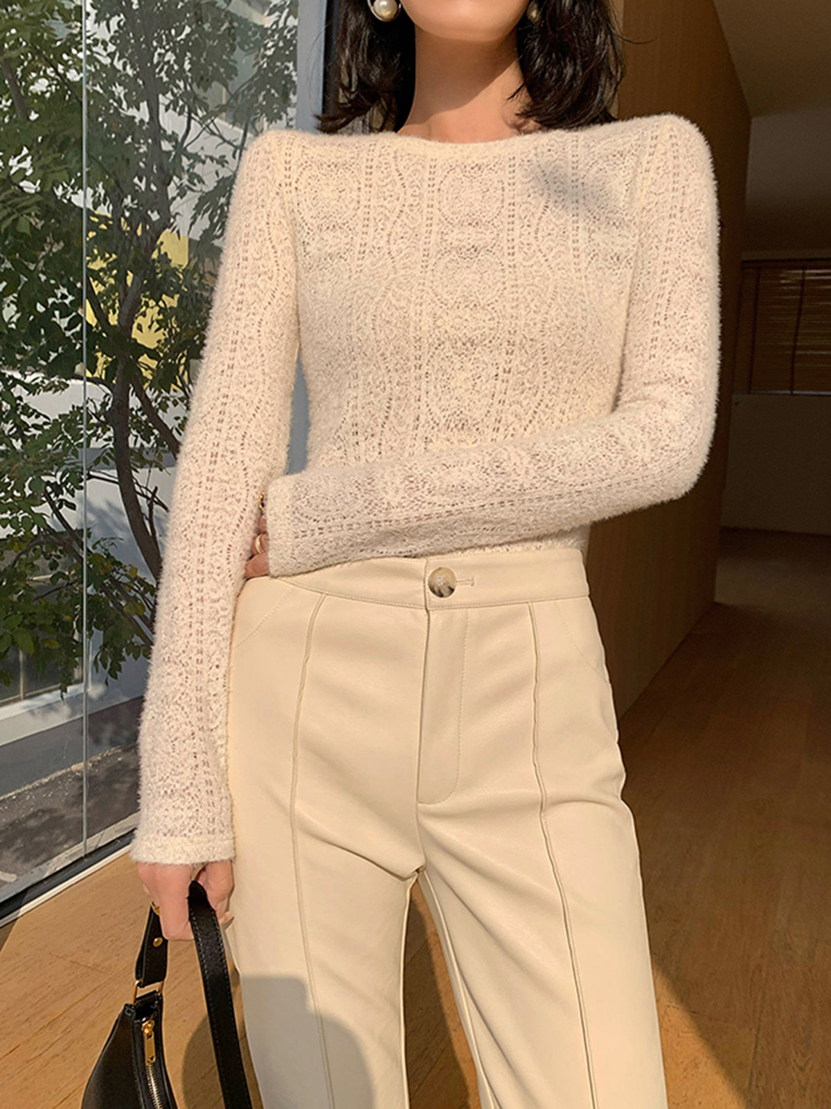 Διαφανές Πλεκτό Τοπ Με Μακριά Μανίκια Και Στρογγυλή Λαιμόκοψη