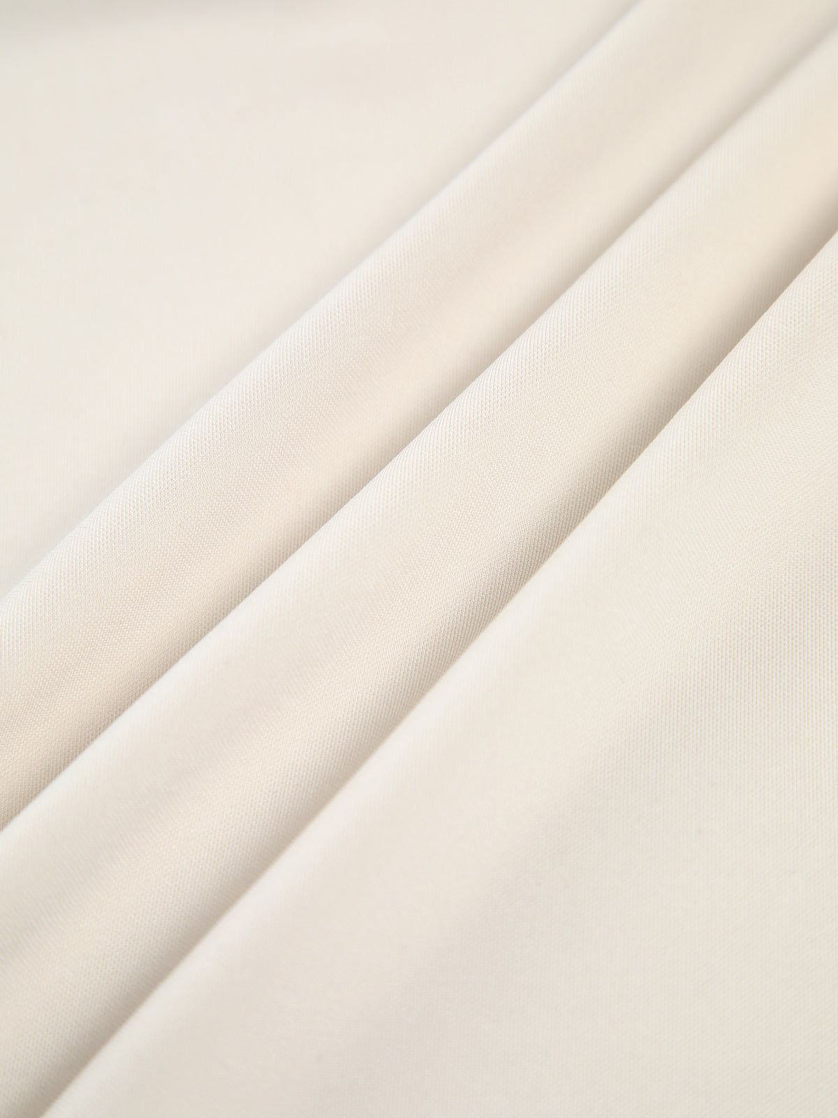 Φούστα Με Κουμπιά Μπροστά Και Λαιμόκοψη Χωρίς Πλάτη, Γιλέκο Και Σακάκι