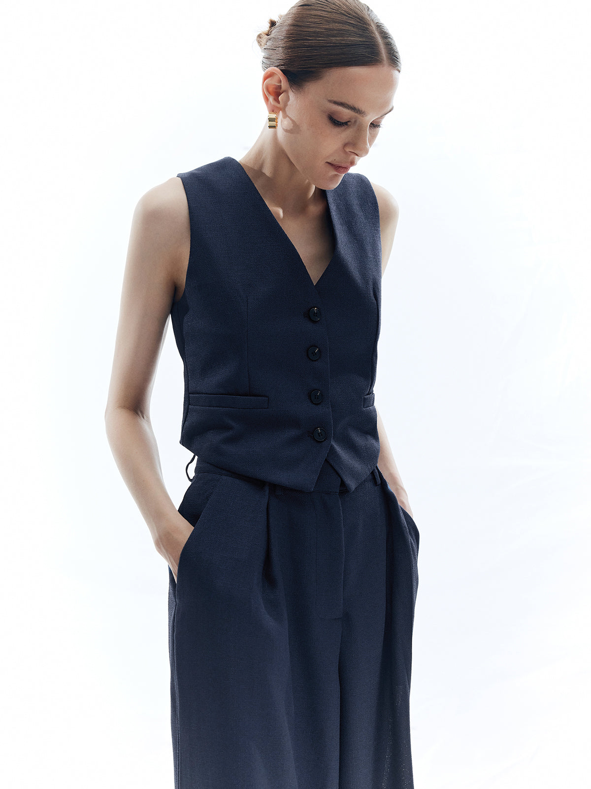 Γιλέκο Με Λεπτομέρεια Σταυρωτής Πλάτης Και Λεπτομέρεια Στο Πίσω Μέρος