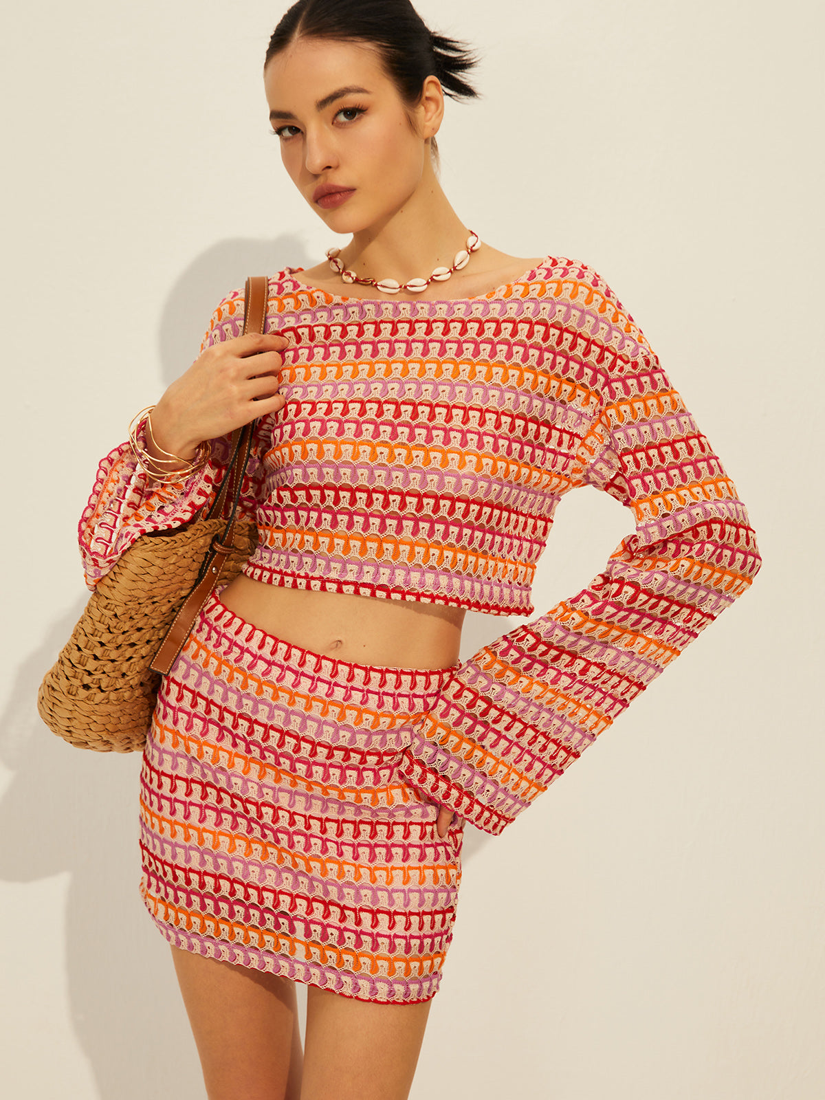 Σετ Φούστας Με Στρογγυλή Λαιμόκοψη Και Μακριά Μανίκια