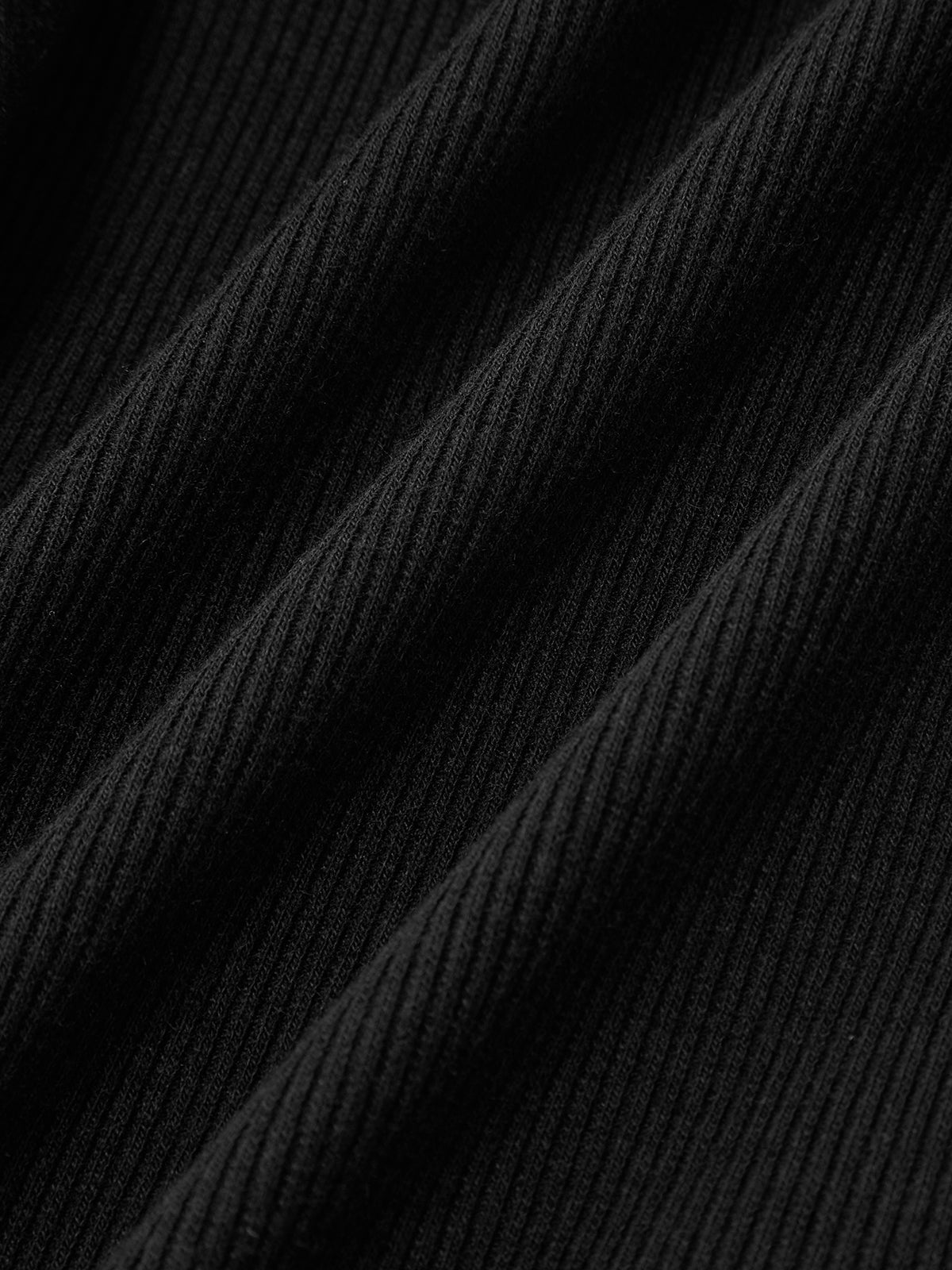 Κορμάκι Με Μακριά Μανίκια Και V Λαιμόκοψη Σε Αντίθεση