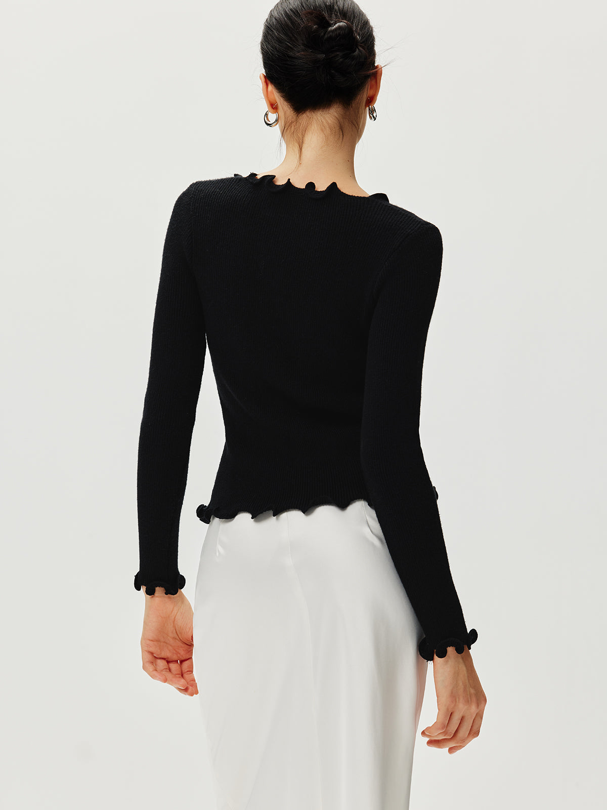 Μπλούζα Με Παπιγιόν Και Ντεκολτέ