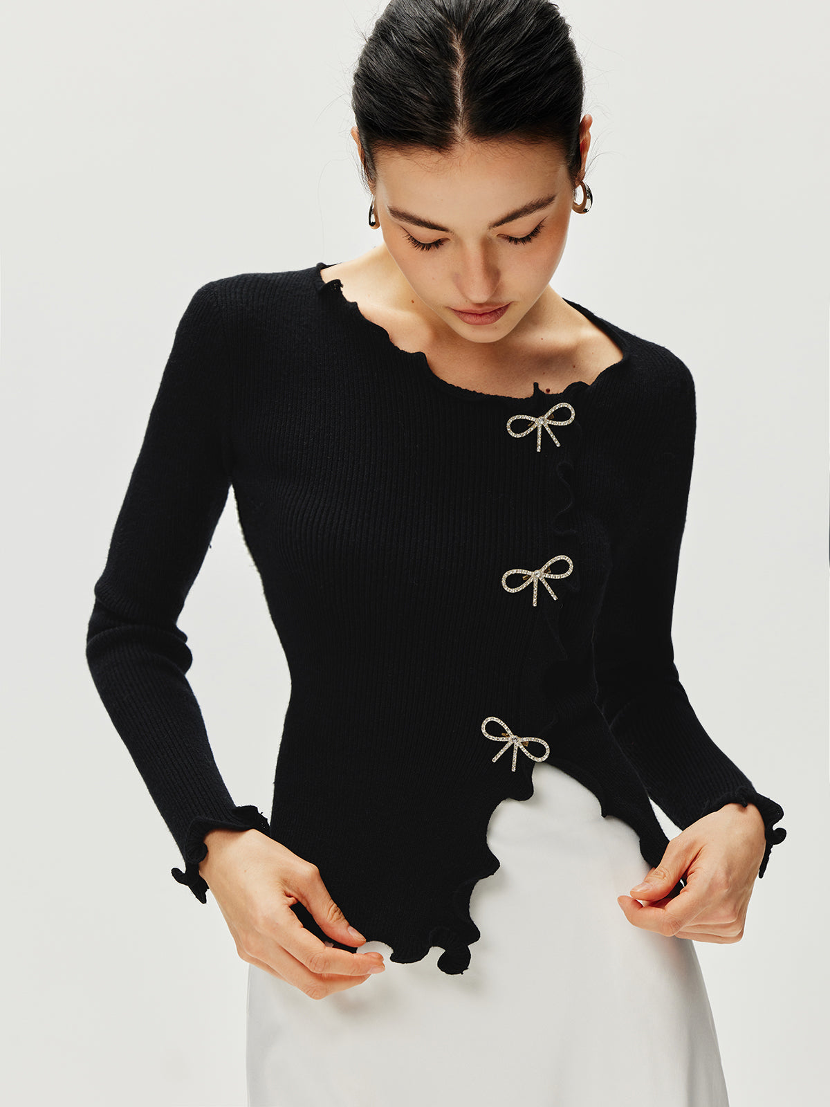 Μπλούζα Με Παπιγιόν Και Ντεκολτέ