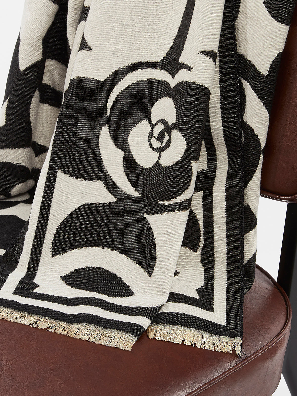 Σάλι Με Λουλούδια