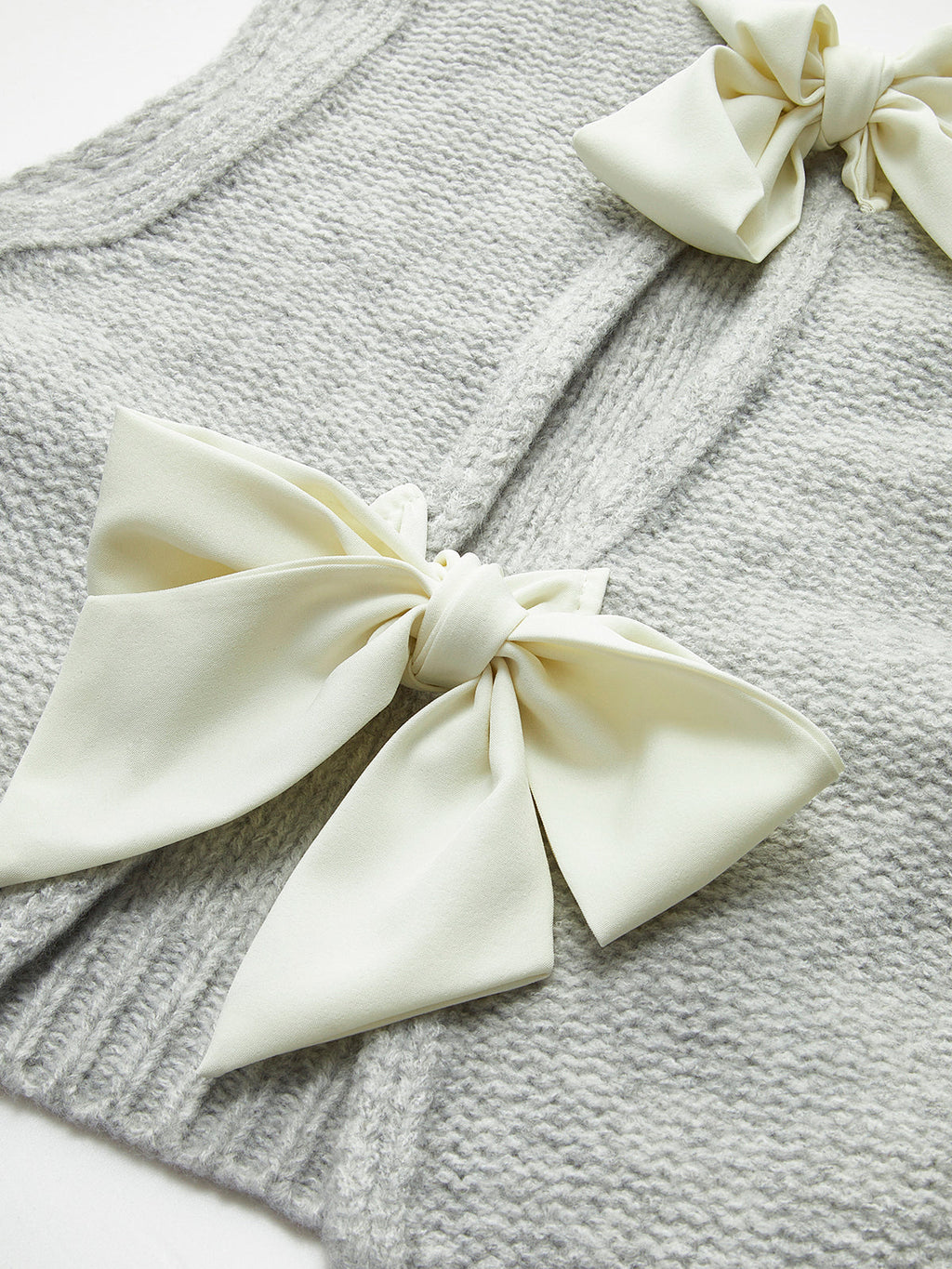 Γιλέκο Με Παπιγιόν Και Πουλόβερ