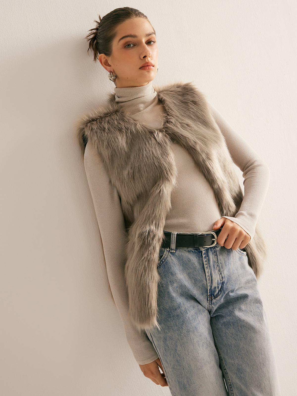 Γιλέκο Αναψυχής Από Ψεύτικη Γούνα