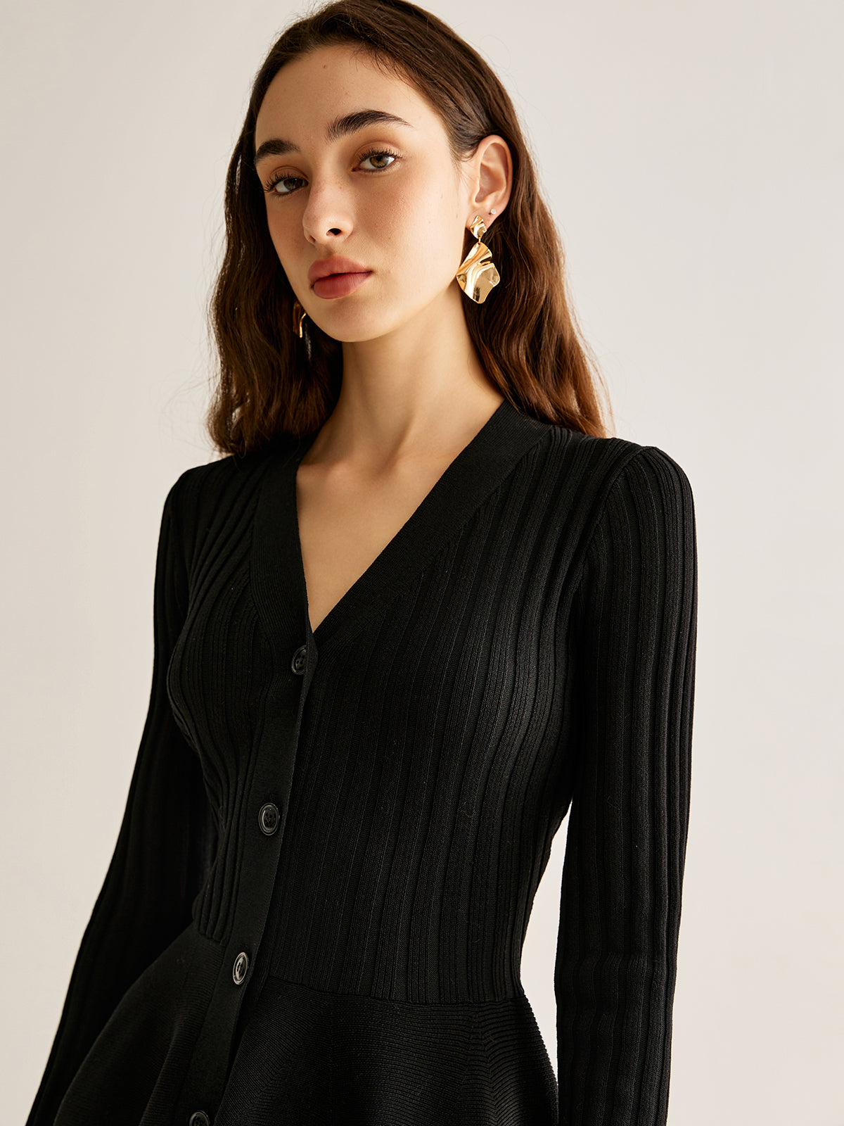 Κοντό Φόρεμα Με Αέρινη Μπλούζα Και Πουλόβερ