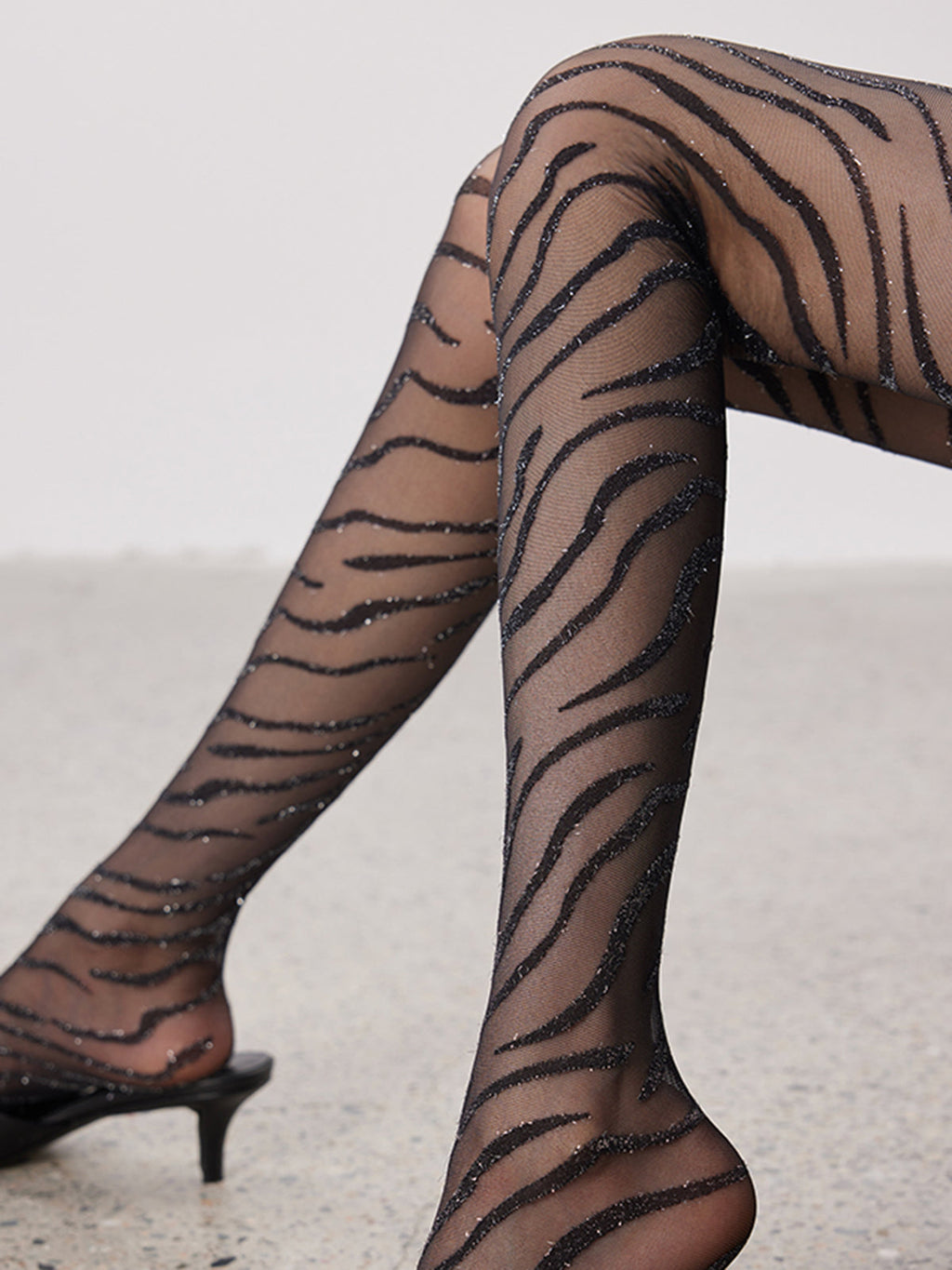 Λεπτό Καλσόν Με Σχέδιο Ζέβρας Zora