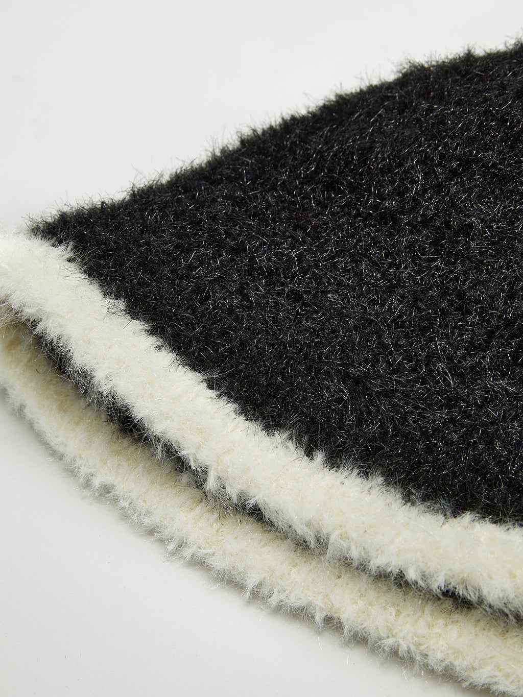 Βελούδινο Καπέλο Με Λωρίδα Αντίθεσης